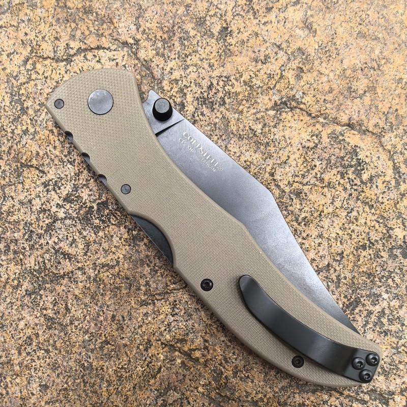 Broken Skull Lock Back CTS XHP Desert G10 Handle Pocket Folding Edc