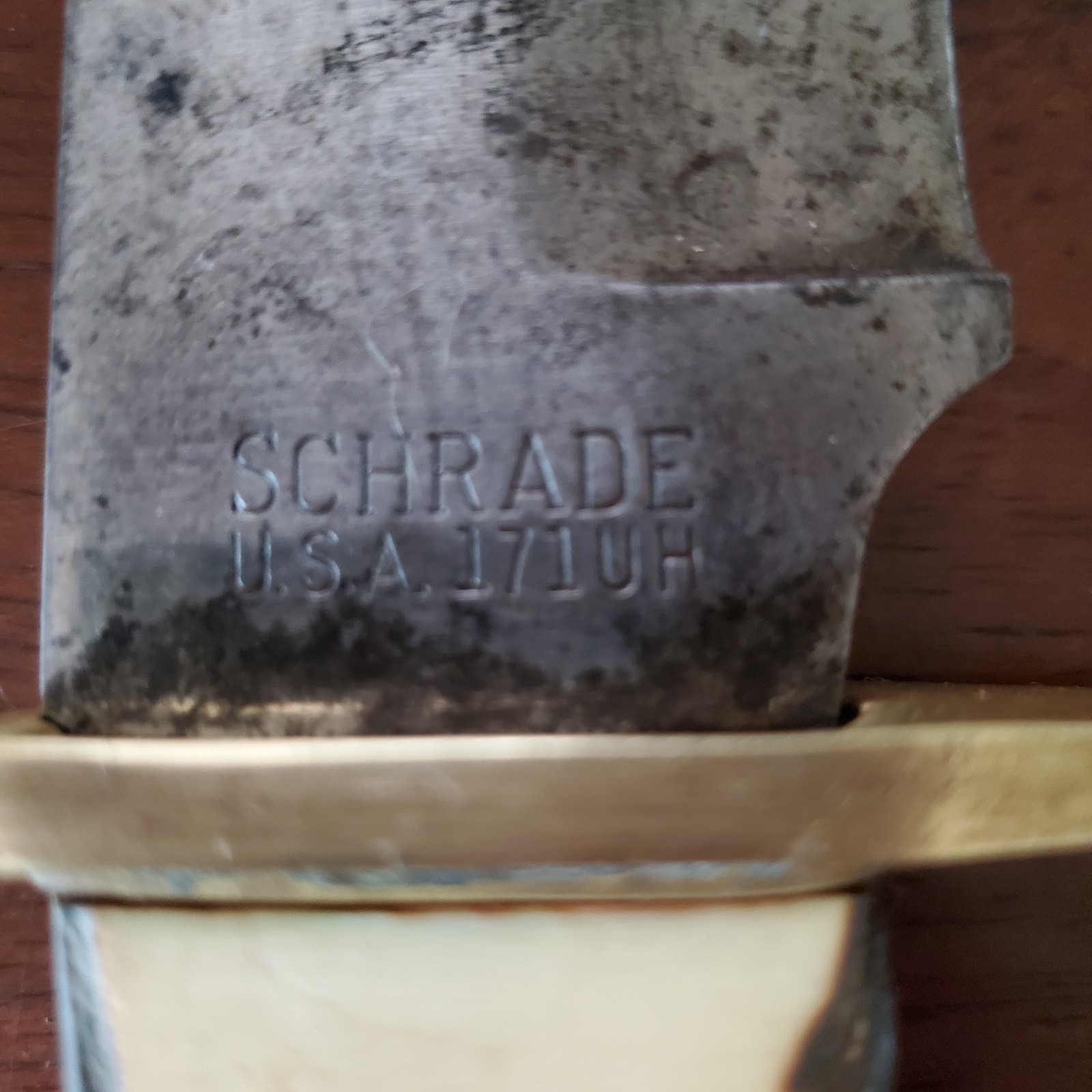 Schrade Fixed 5.5″ Blade Hunting Knife Stag Handle Leather Sheath 171UH