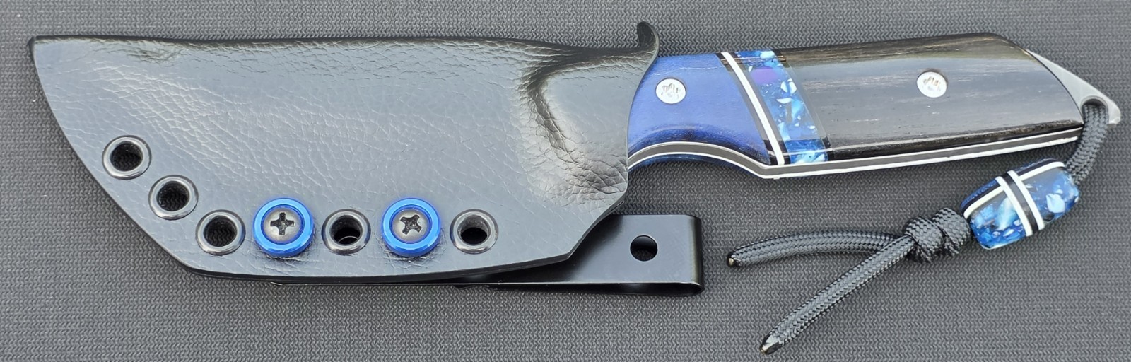 9.5/10 Derby City Blades Destrier! Magnacut/Segmented Handles & Bead/Sheath! USA