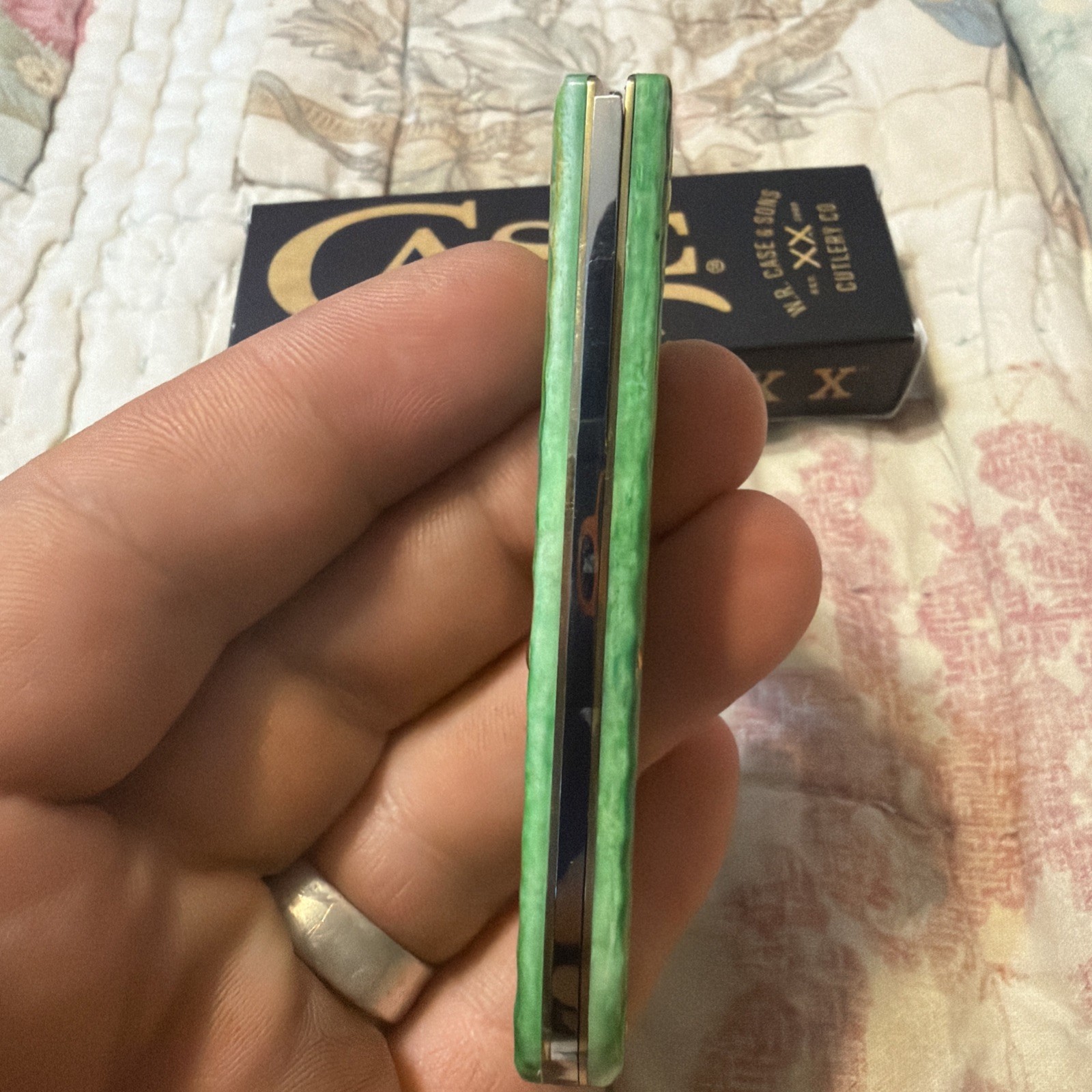 Case XX 2024 Lizardskin Sod Buster Jr Burnt Bright Green 22848 SFO