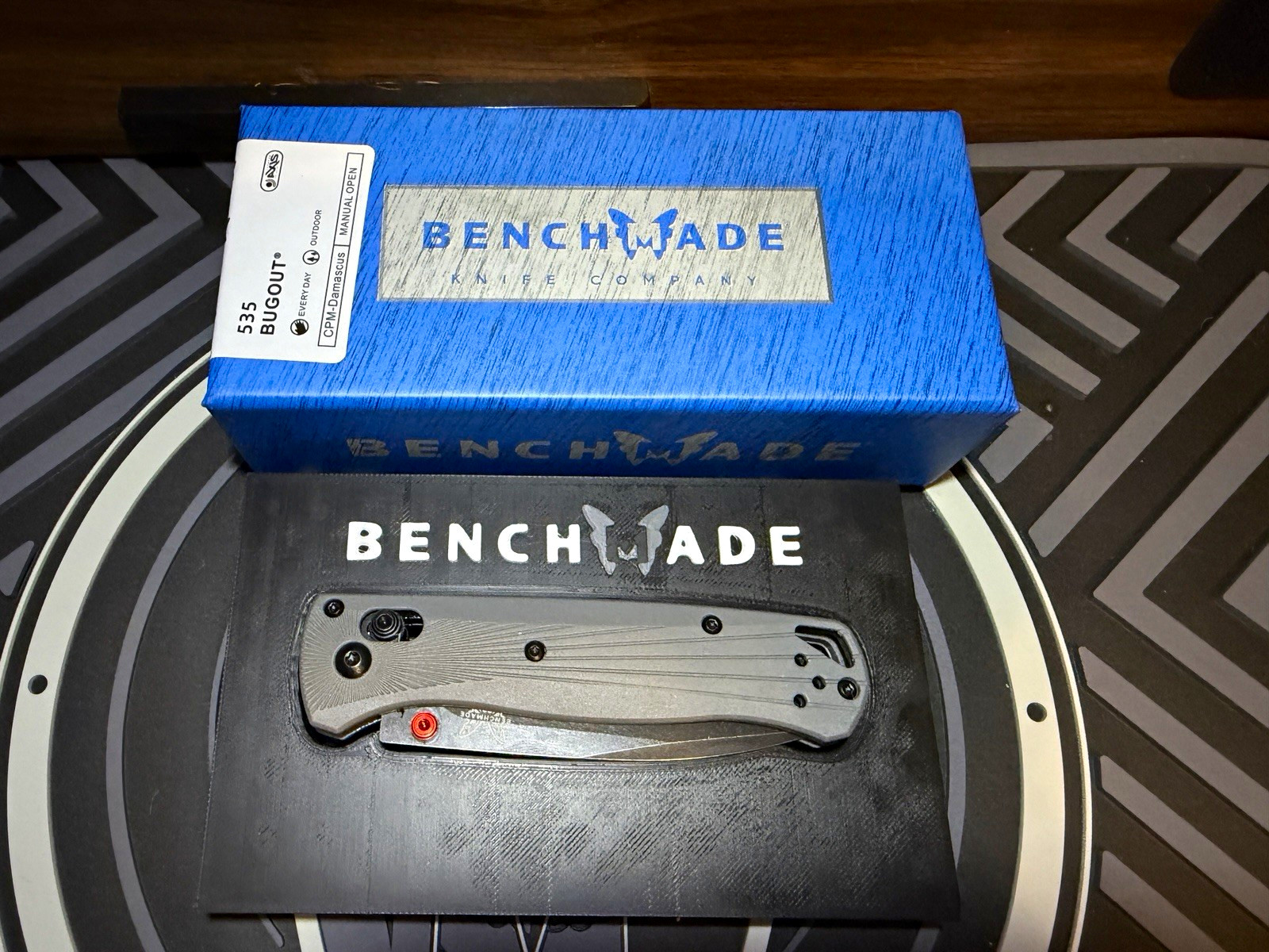 Benchmade Bugout 535 Gray Aluminum Pocketknife Damascus Drop Point Plain Axis