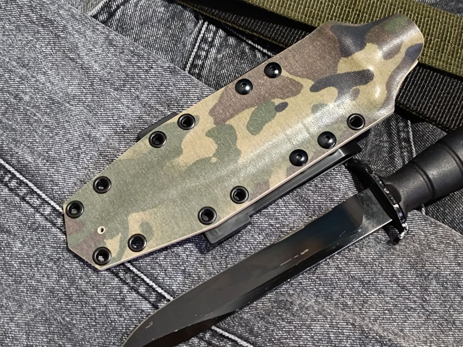 Multicam kydex sheath for Glock 78/81 knife. Only the sheath. Sheath with mount