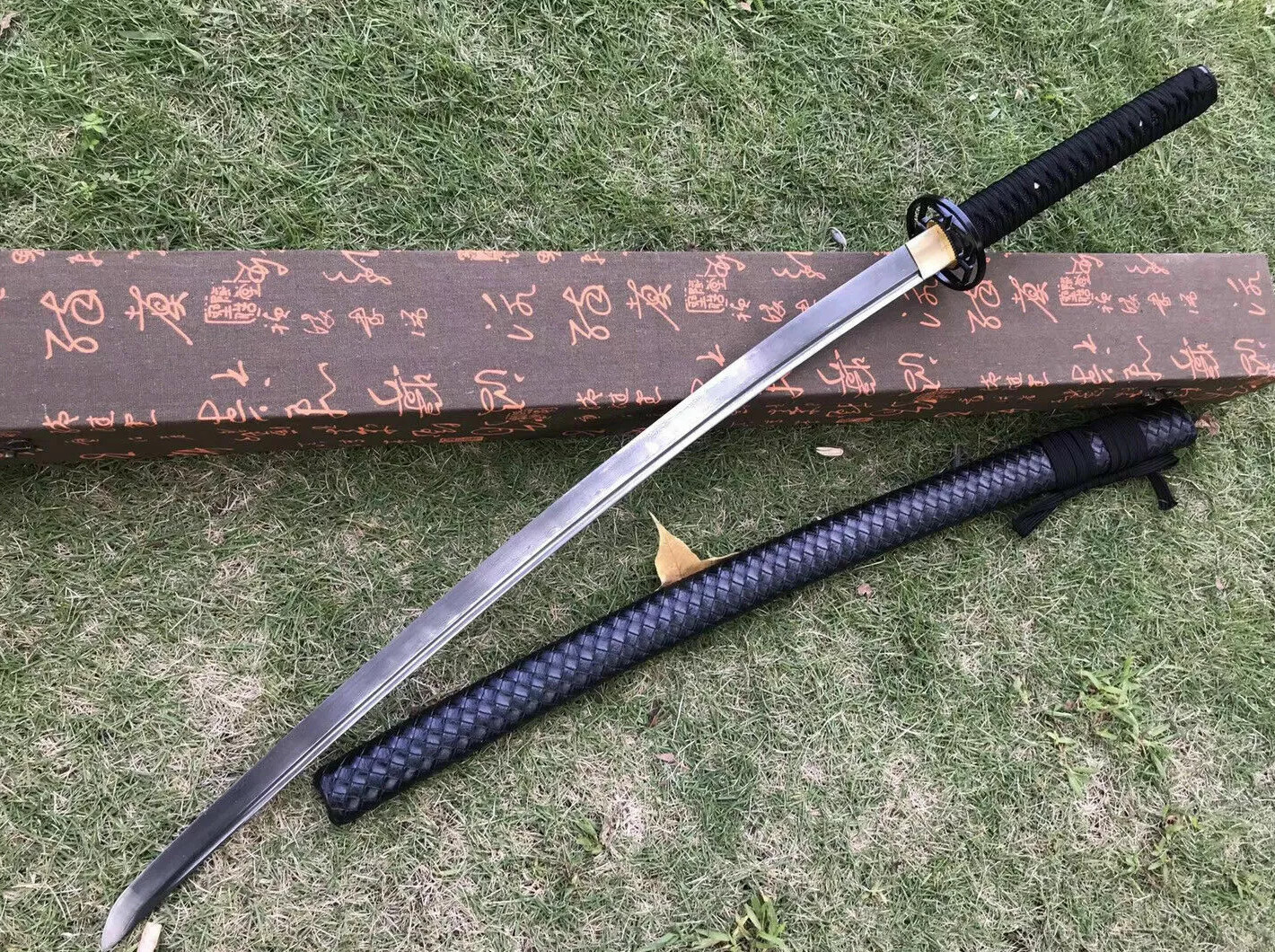 HANDMADE JAPANESE SAMURAI KATANA SWORD DAMASCUS FOLDED STEEL SHARP FULL TANG .