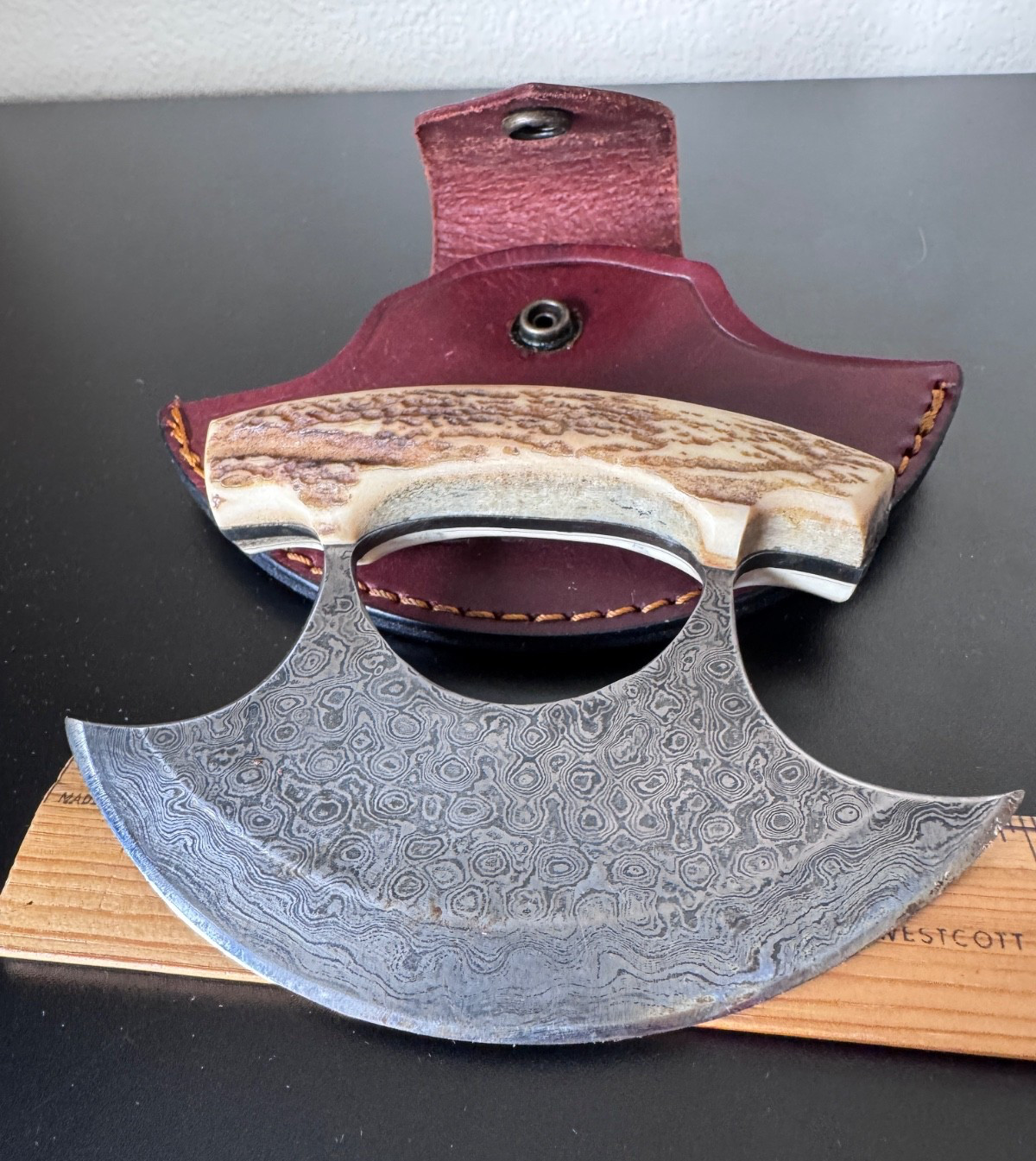 Ulu Rocker Knife Leather Bone/Antler Handle 5.5″ Damascus-style Steel Blade