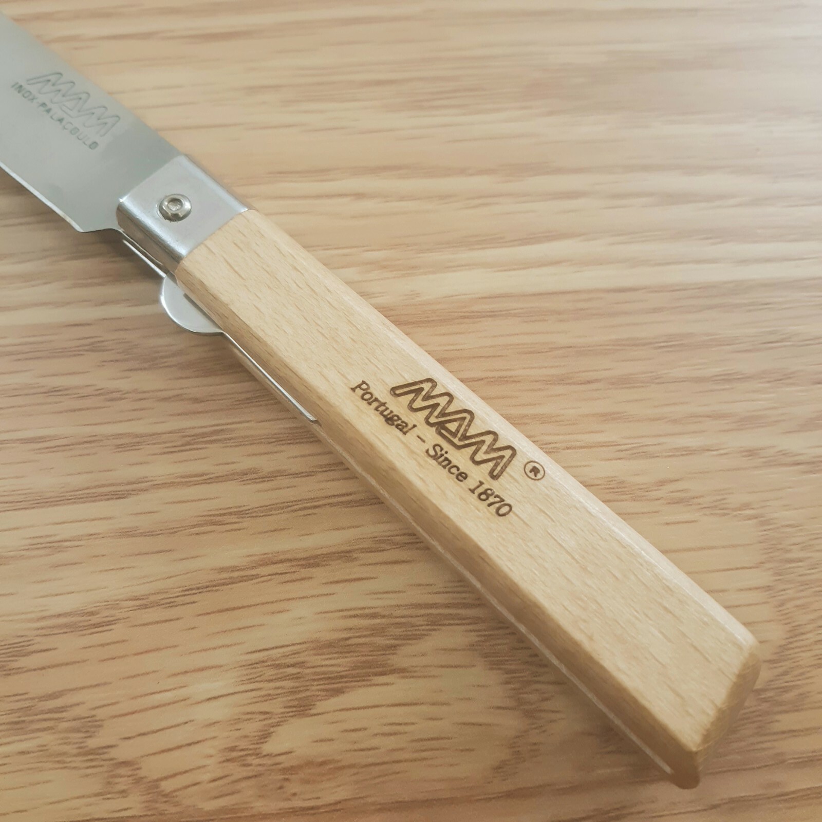 MAM Medium Linerlock Folding Knife 3.25″ Stainless Steel Blade Beech Wood Handle