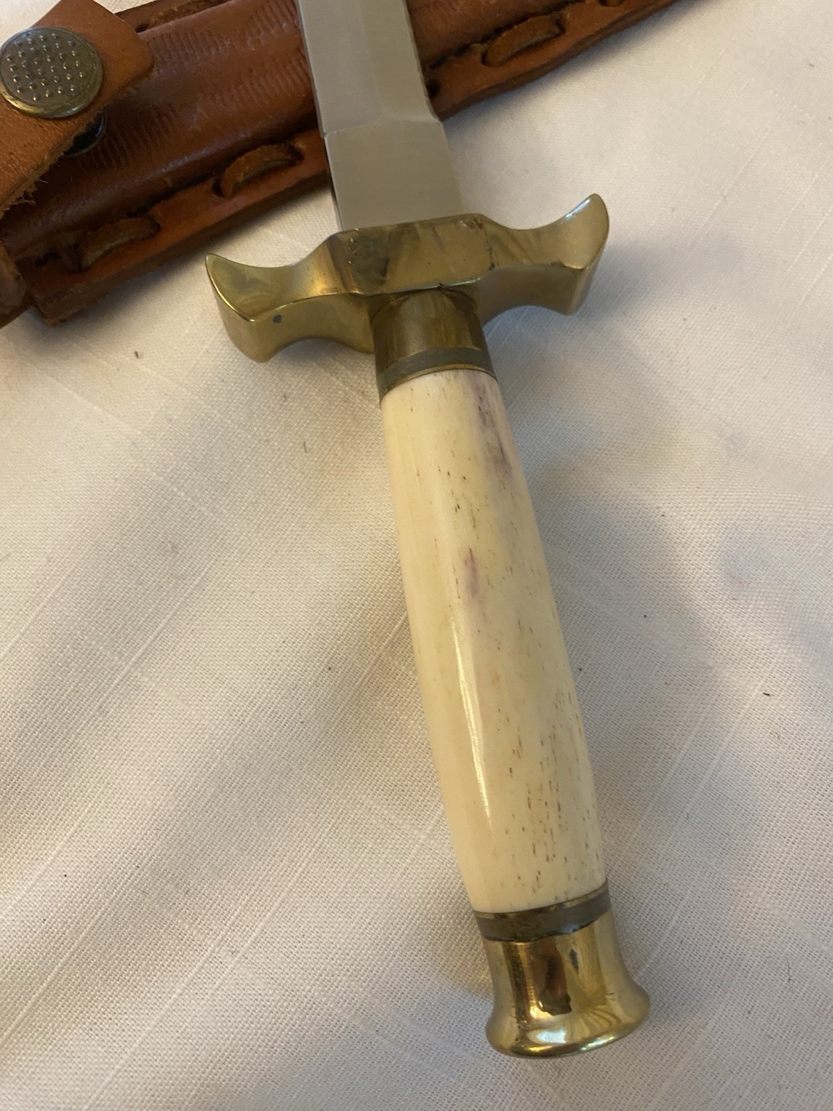 Fixed Blade Reproduction Knife & Sheath
