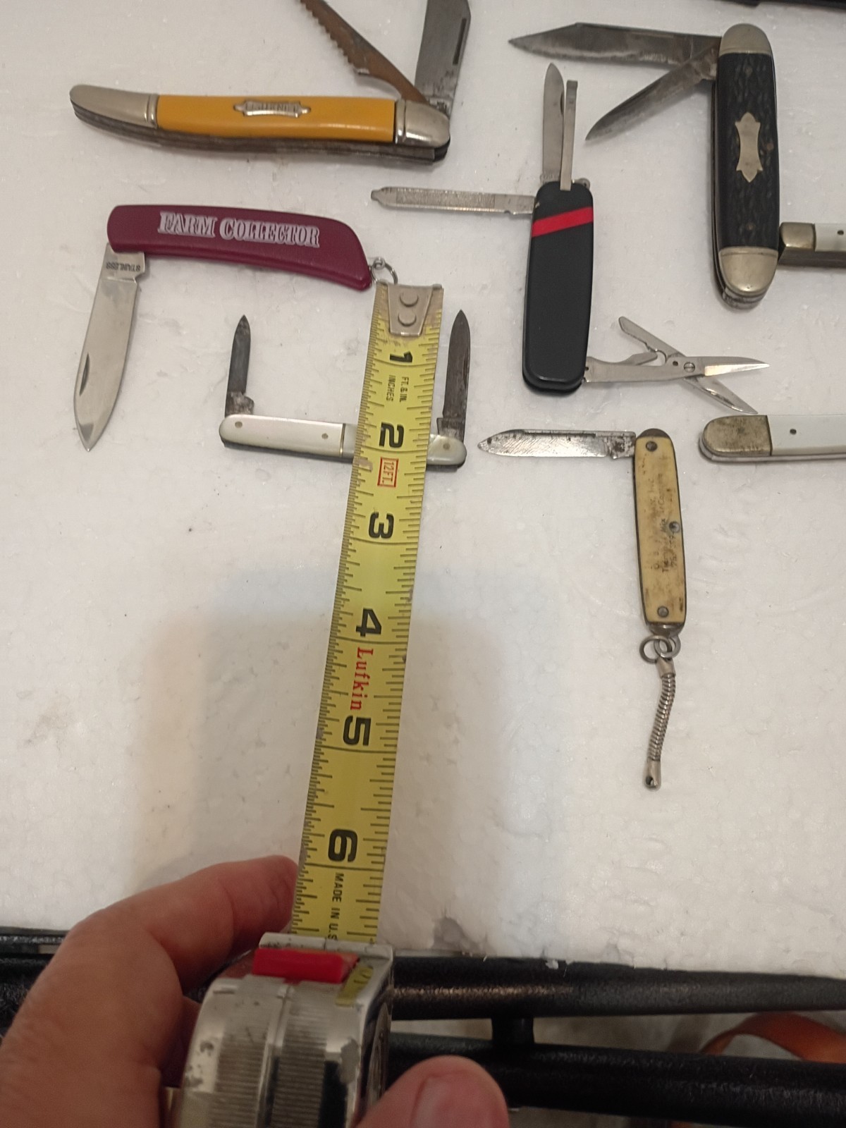 9 Vintage Knives Various Makes and Different Sizes None Perfect Condition