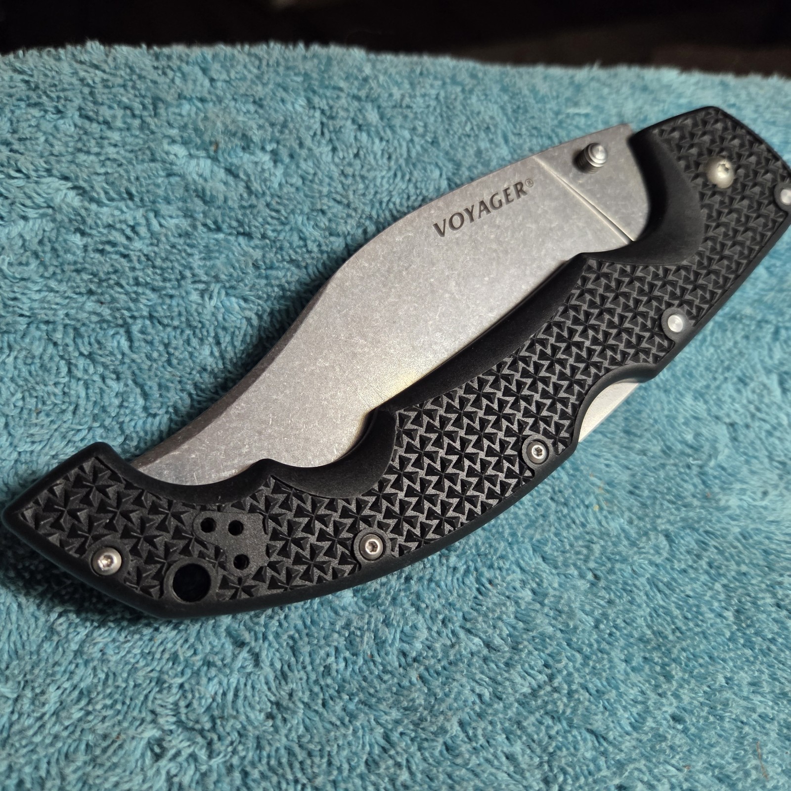 Cold Steel XL Voyager Folding Knife 5.5″ AUS-10A Steel Blade Griv-Ex Handle