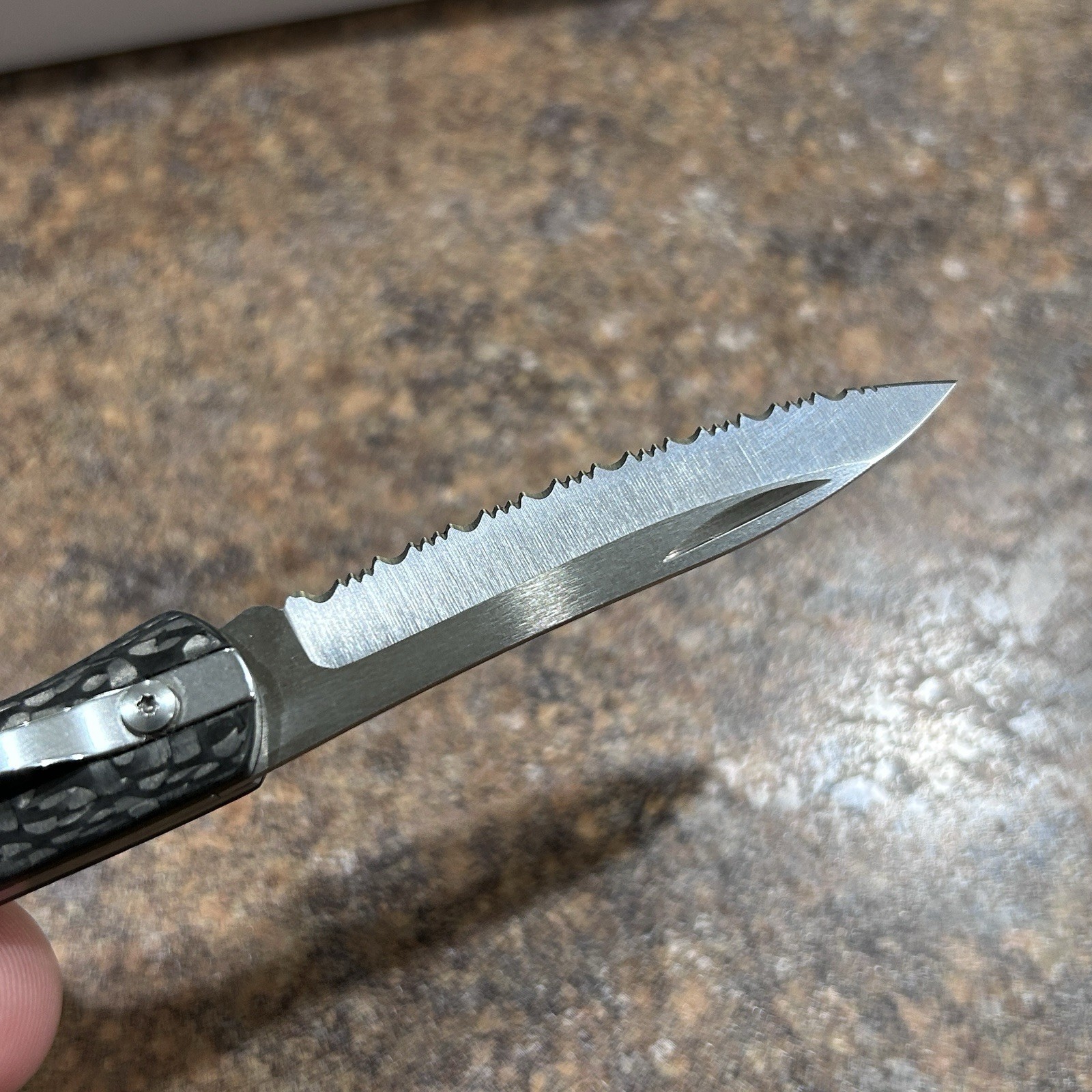 Cold Steel Lucky 2 Blade Pen Knife 3.25″ Closed, CPM-S35VN Carbon Fiber Serrated