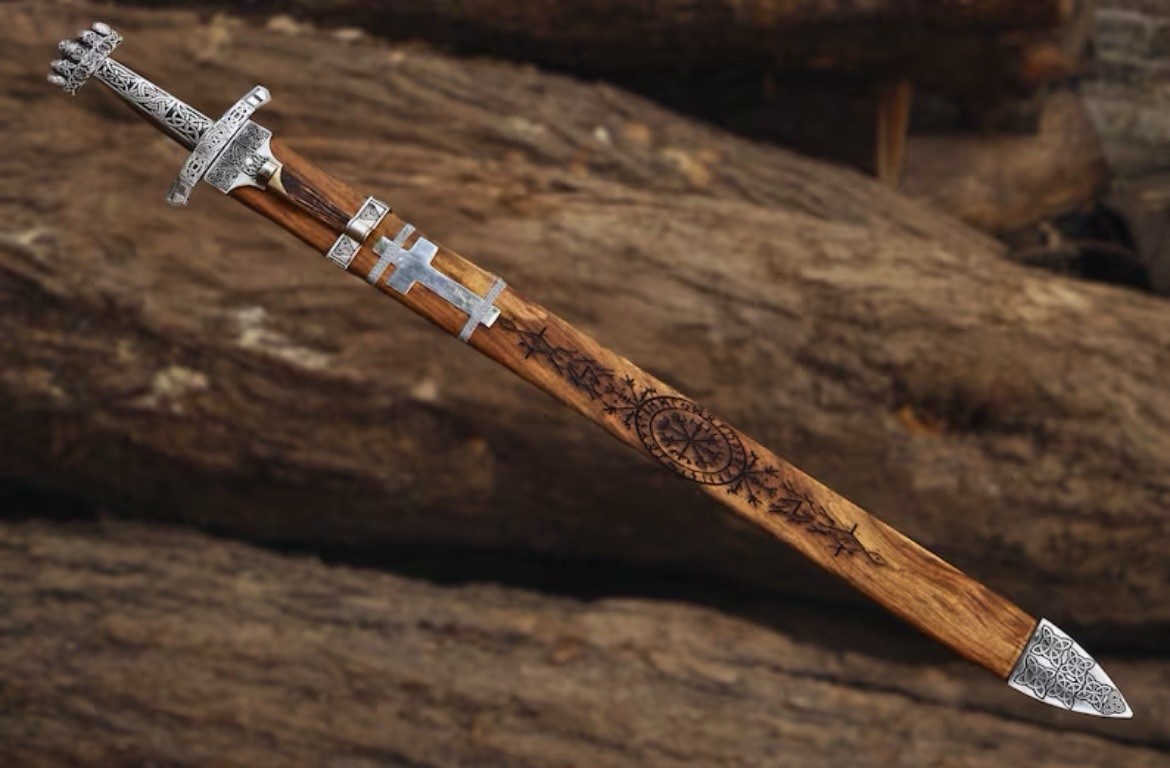 Handmade Viking Longsword Damascus Steel Medieval Sword w/ Wooden Scabbard