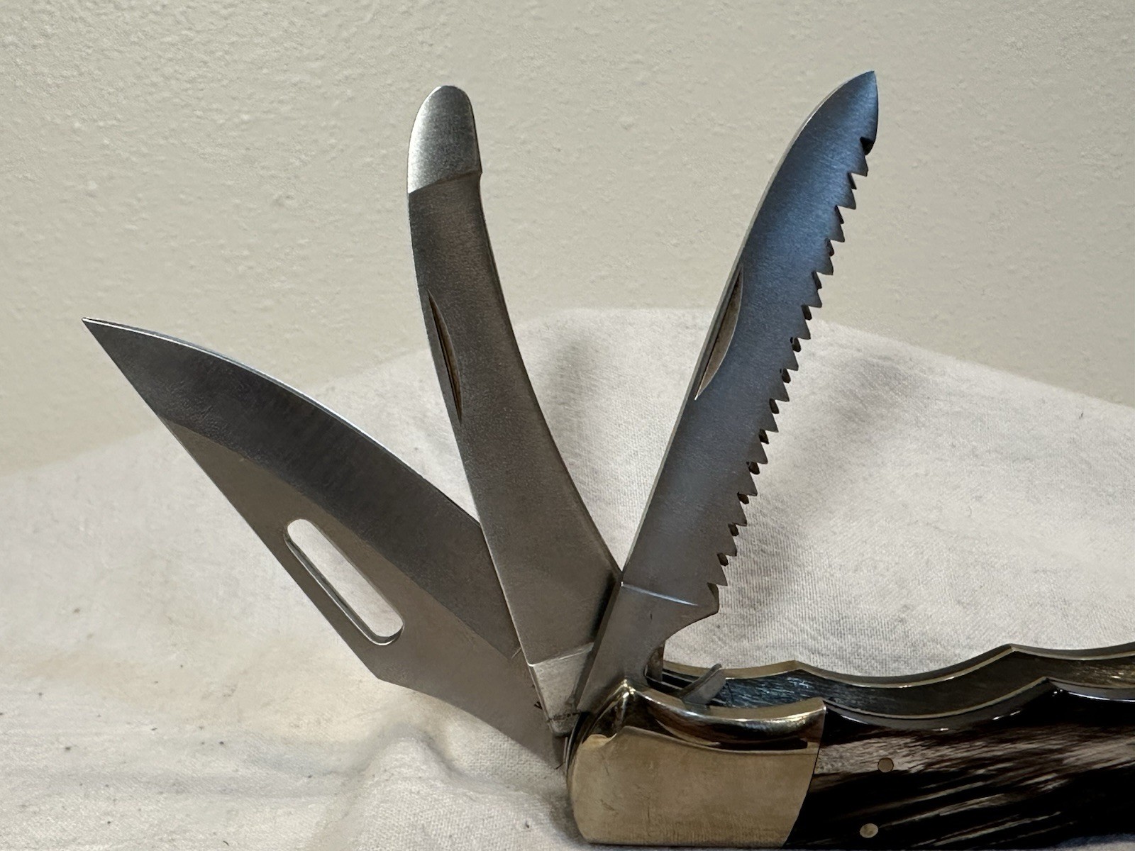 BERETTA 3-Blade Folding Knife BUFFALO HORN HANDLE With Sheath