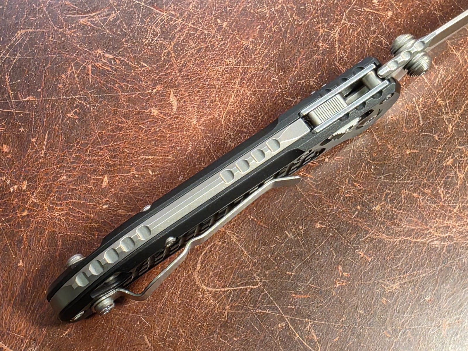 Microtech RAM-LOK Manual Large Underwater Demo Team Black Frag M390MK Blade