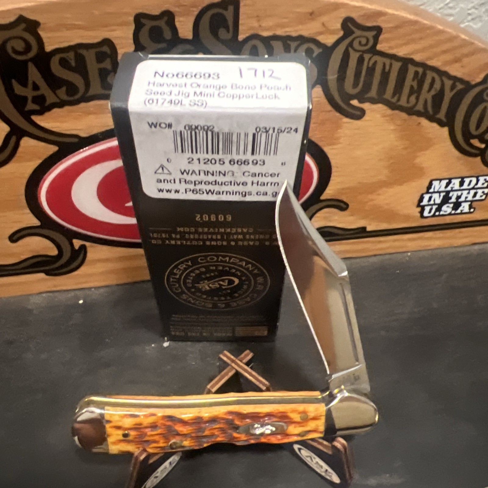 Case XX 2024 Mini Copperlock Harvest Orange Peach Seed Jig Lock-back Gorgeous!