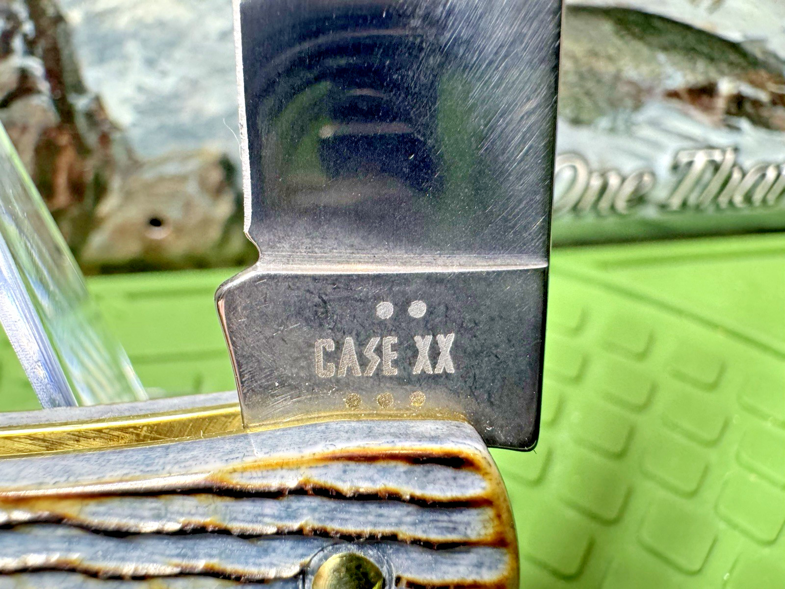 2025 Case Tin Roof Sod Buster Jr. Burnt Gray Bone Rogers Corn Cob Jig 6137 – New