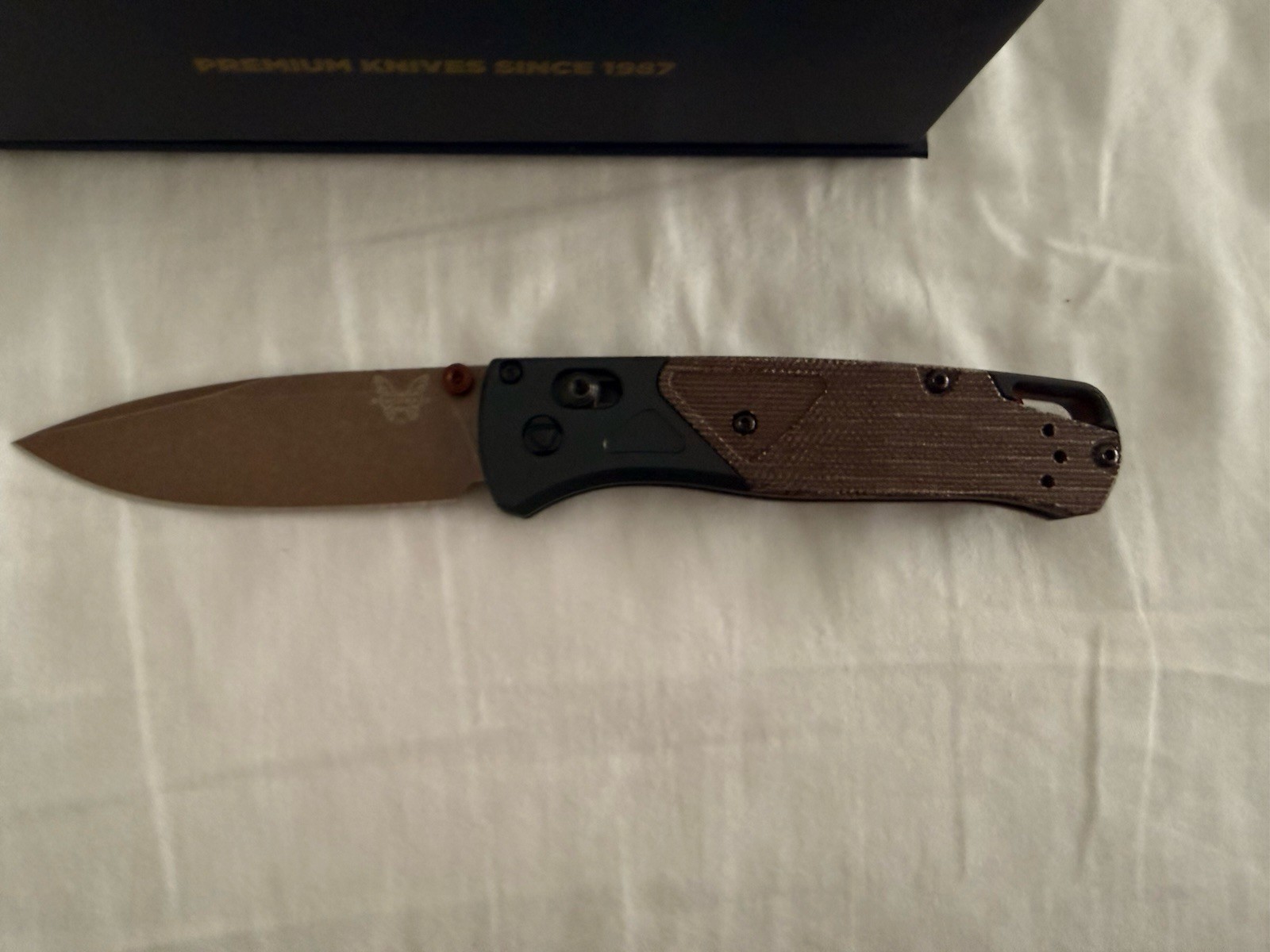 Benchmade 535FE-2602 Bugout AXIS Drop Point Taiga Green S90V FDE New USA