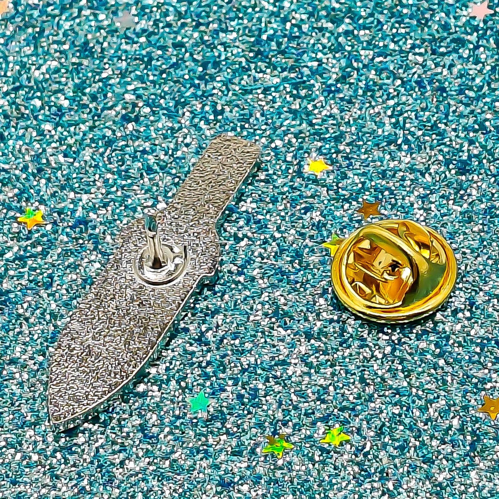 Vinland Saga ‘Thorfinn’s Dagger’ Enamel Pin – Fun Series Standard, None