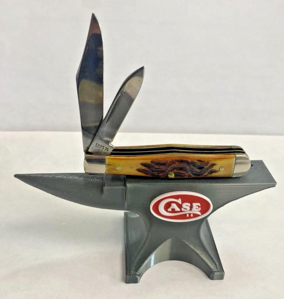 Gray Anvil Knife Display Case Stand with Magnet – Brand New