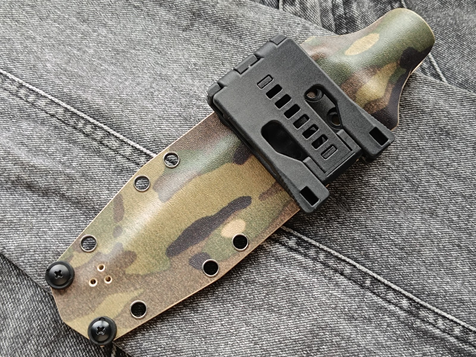 Multicam kydex sheath for Glock 78/81 knife. Only the sheath. Sheath with mount