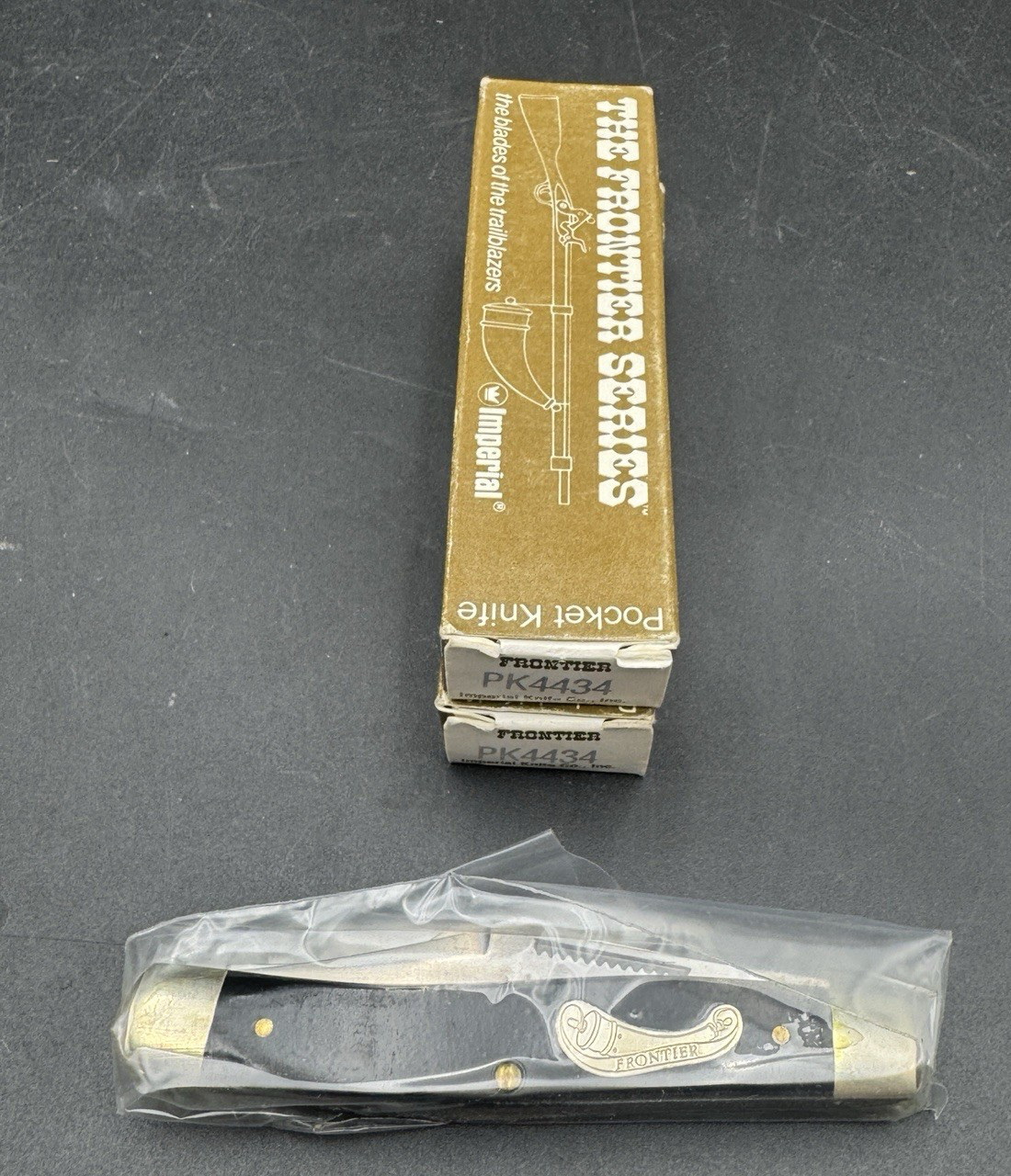 NEW OLD STOCK MAC TOOLS IMPERIAL FRONTIER USA #4434 Vintage 3 Blade Pocket Knife