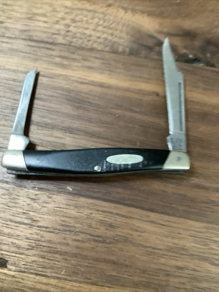 Buck 305 Lancer 2.75″ Closed Black Delrin SS Pocket Knife Made In USA 1972-86
