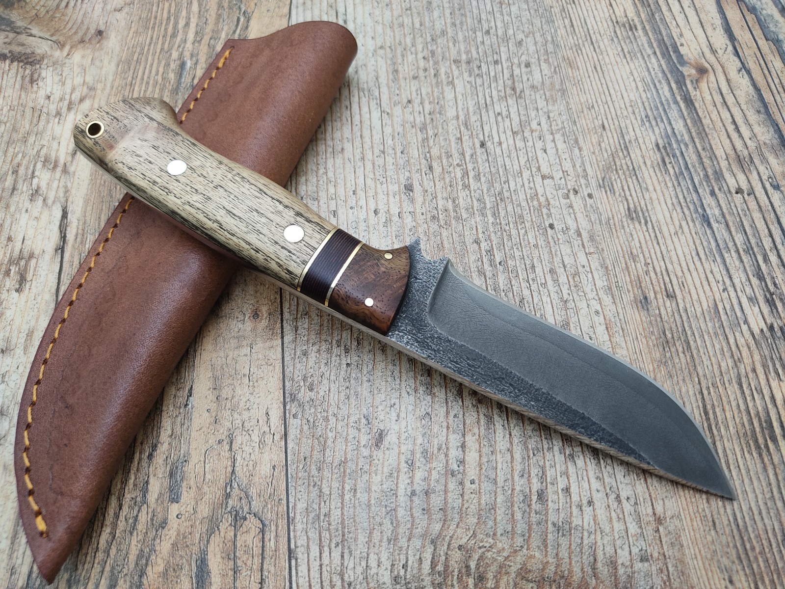 Custom Handmade 1095 High Carbon Steel Fixed Blade Hunting Knife Wood Handle