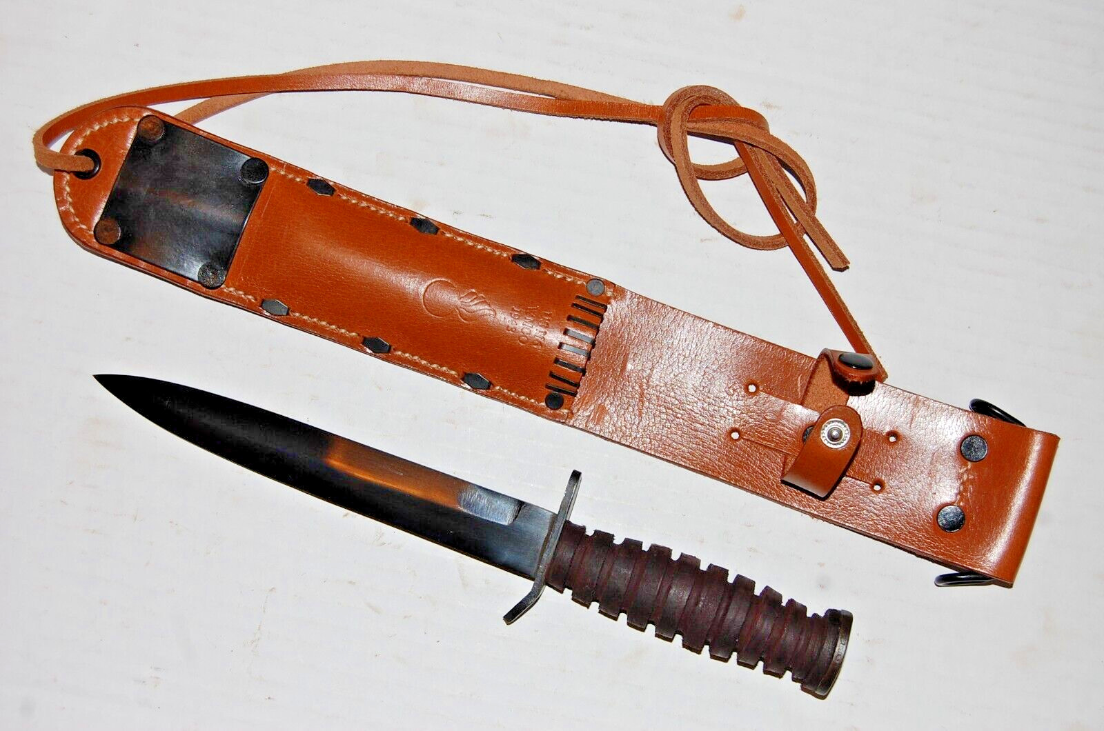 WWII M3 Fighting KA Knife w/ Leather M6 Sheath – Belt Bar – WW2 Reproduction