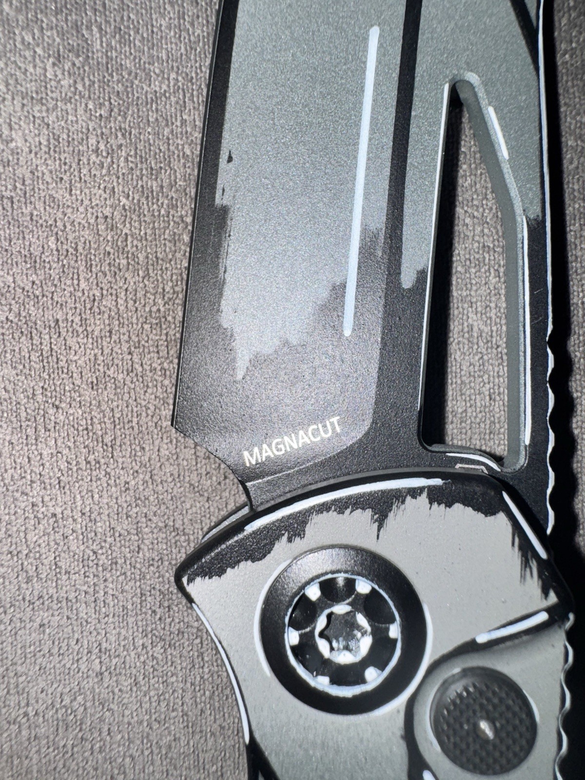 Heretic Knives Pariah Manual Button Lock Knife Gray Cel-Shade
