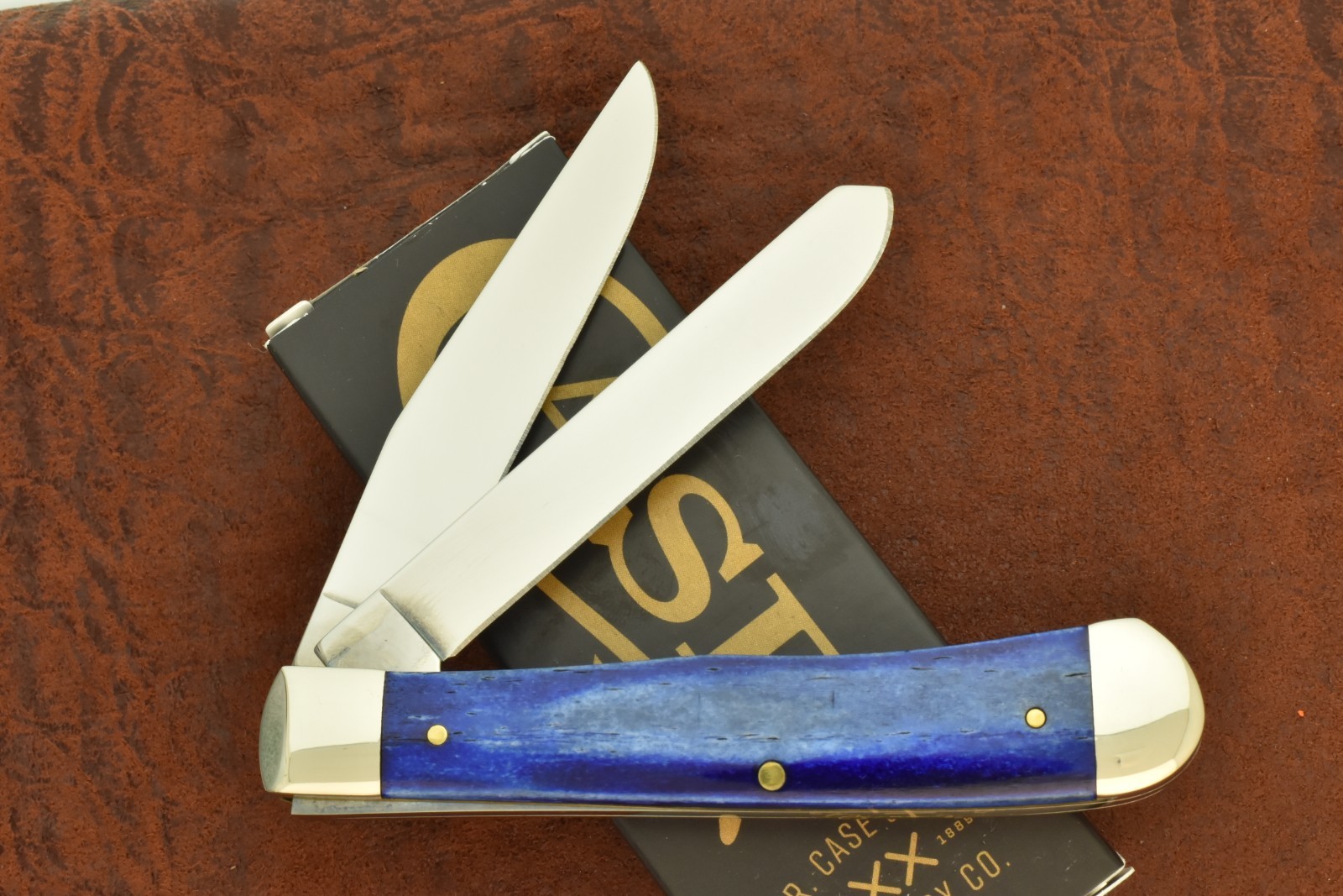 CASE XX USA 2024 BRICKED BRICK SMOOTH BLUE BONE TRAPPER KNIFE 6254 SS RARE 33139