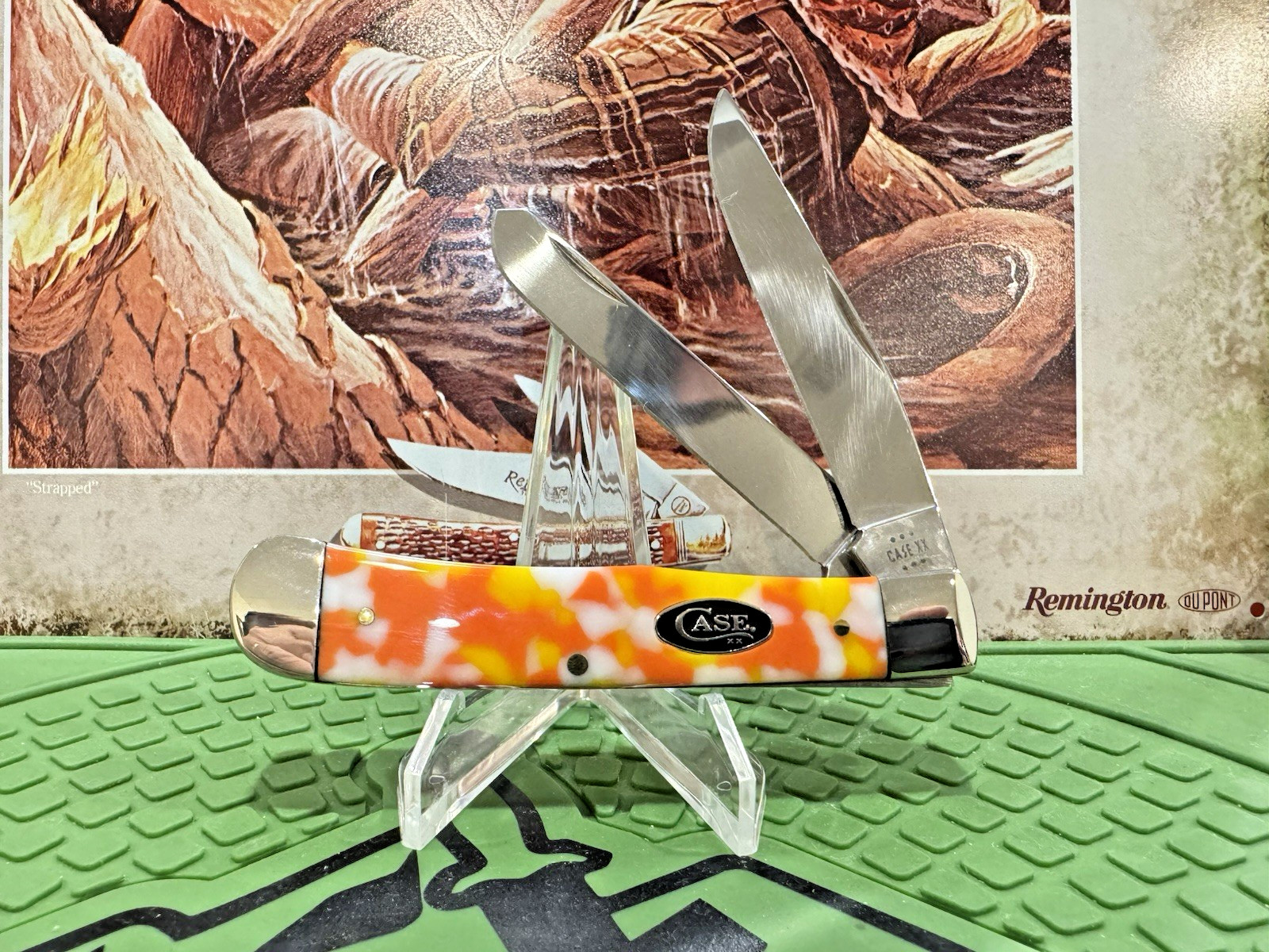 2024 Case Candy Corn Kirinite Smooth Trapper 10254 SS (No 53750) – NIB