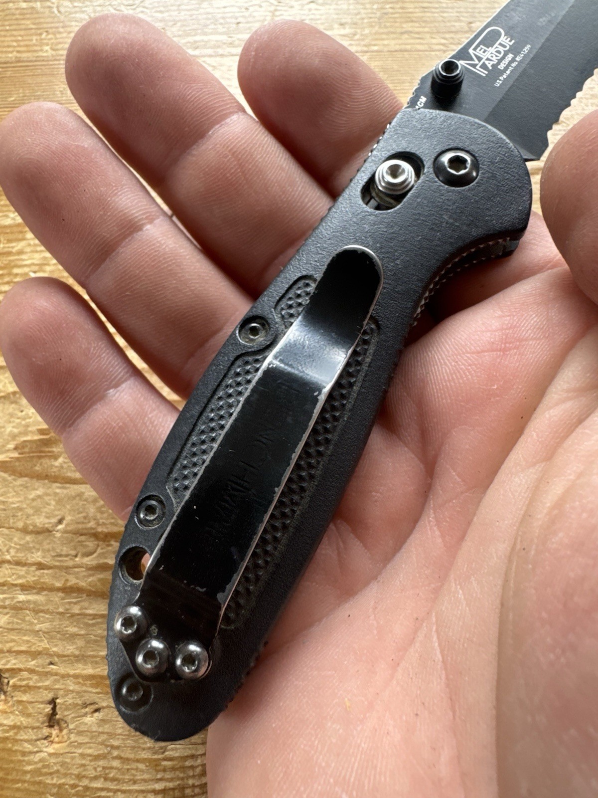 Benchmade Mini Griptilian 557 Tanto Combo Edge Black