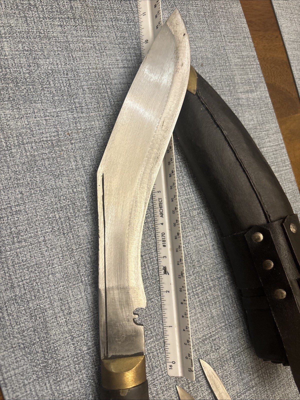 Gurkha Service No.1 Kukri, Hand Forged Blade Knife, 10″ Blade with Sheath Nice