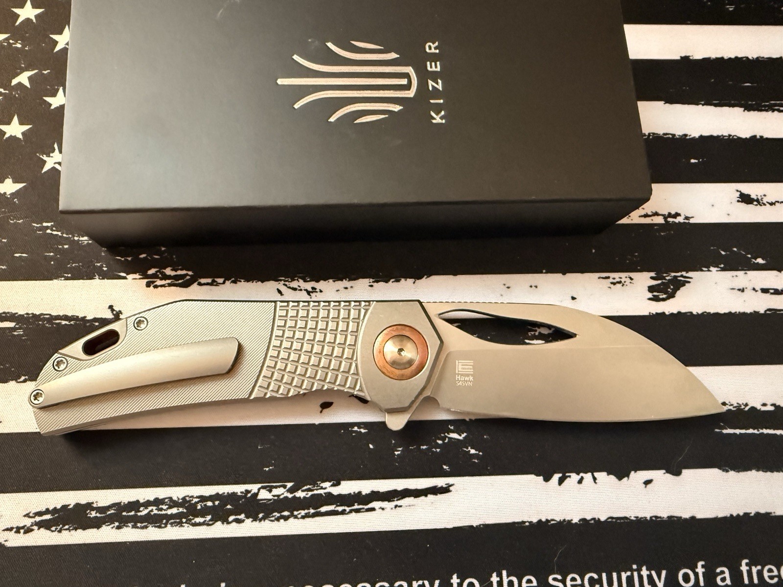 Kizer Hawk Liner Lock Knife Gray Titanium Scales, CPM S45VN Blade