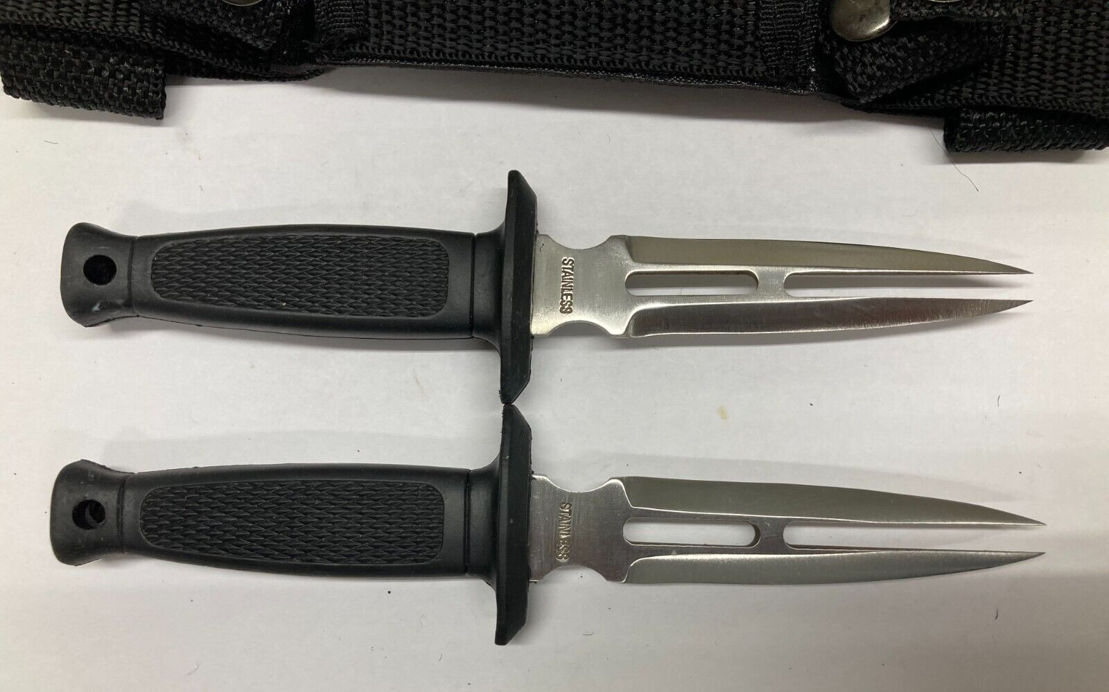 Double Knife Set w/Horizontal Belt Nylon Sheath YK-20-2