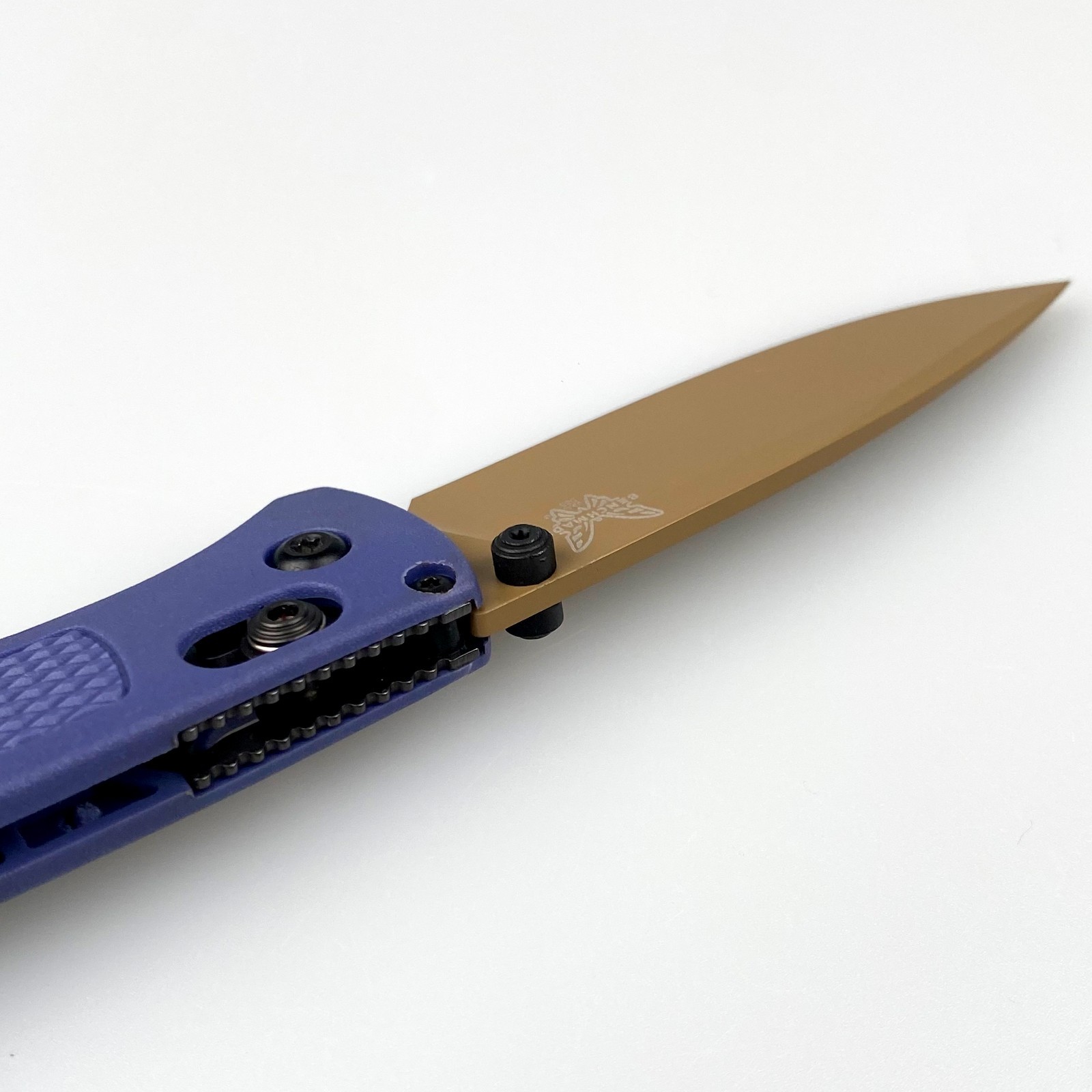 Benchmade 535FE-05 Bugout Knife Crater Blue Grivory Handle S30V Folding Knife