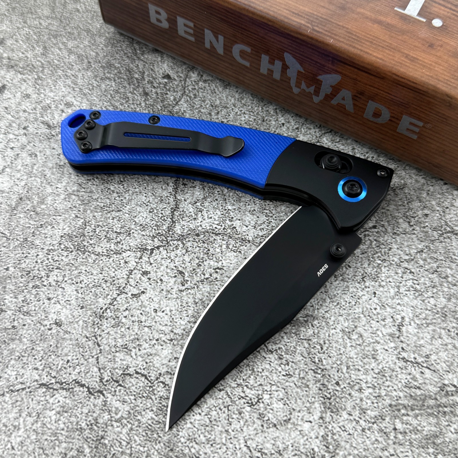 Benchmade 15085-BK Crooked River Black Aluminum G10 Clip-Point Folding Knife