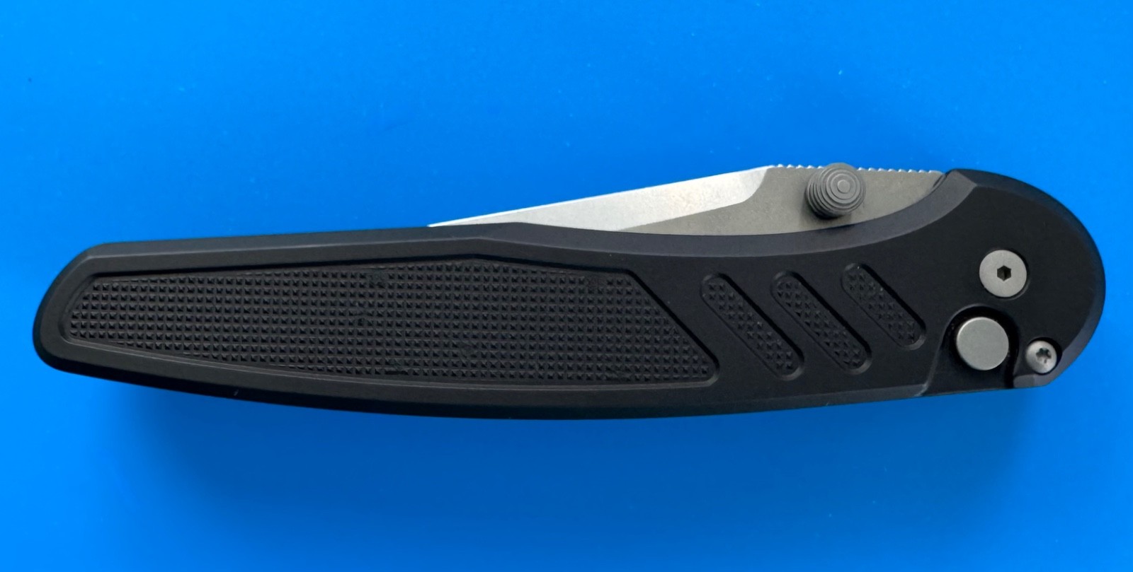 Pro-Tech Avalon – Stonewashed MagnaCut Blade – Black Aluminum Handle – NEW