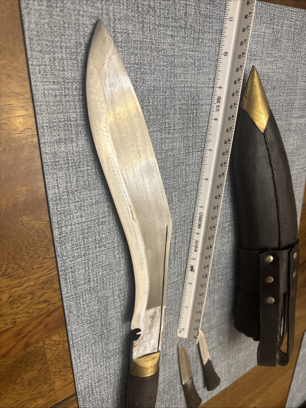 Gurkha Service No.1 Kukri, Hand Forged Blade Knife, 10″ Blade with Sheath Nice