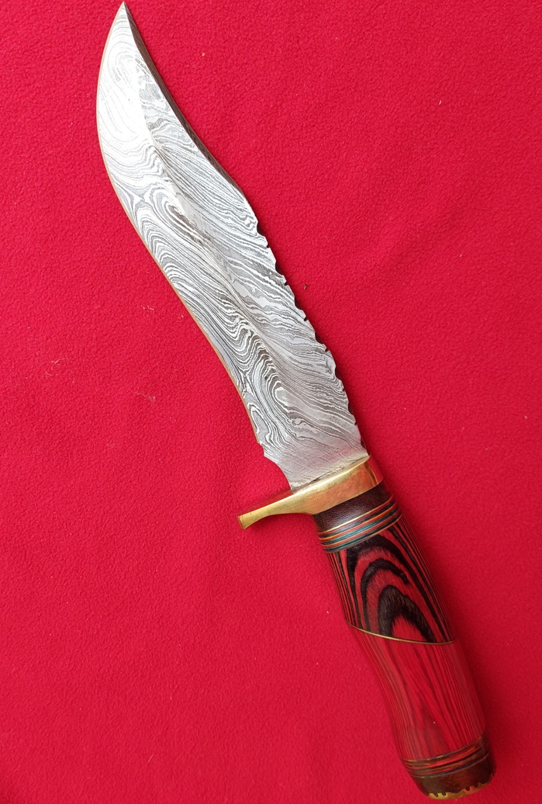 12.5″ Damascus Steel Hunting knife w/ Exotic Wood Grip & Leather Grip.