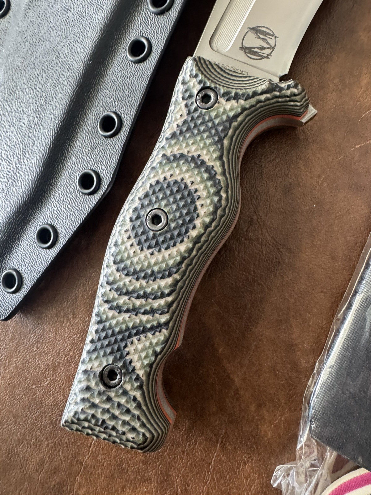 Work Tuff Gear Knife Little Evil (L) K329 Jungle Camo Gator G10 Grips “NEW”