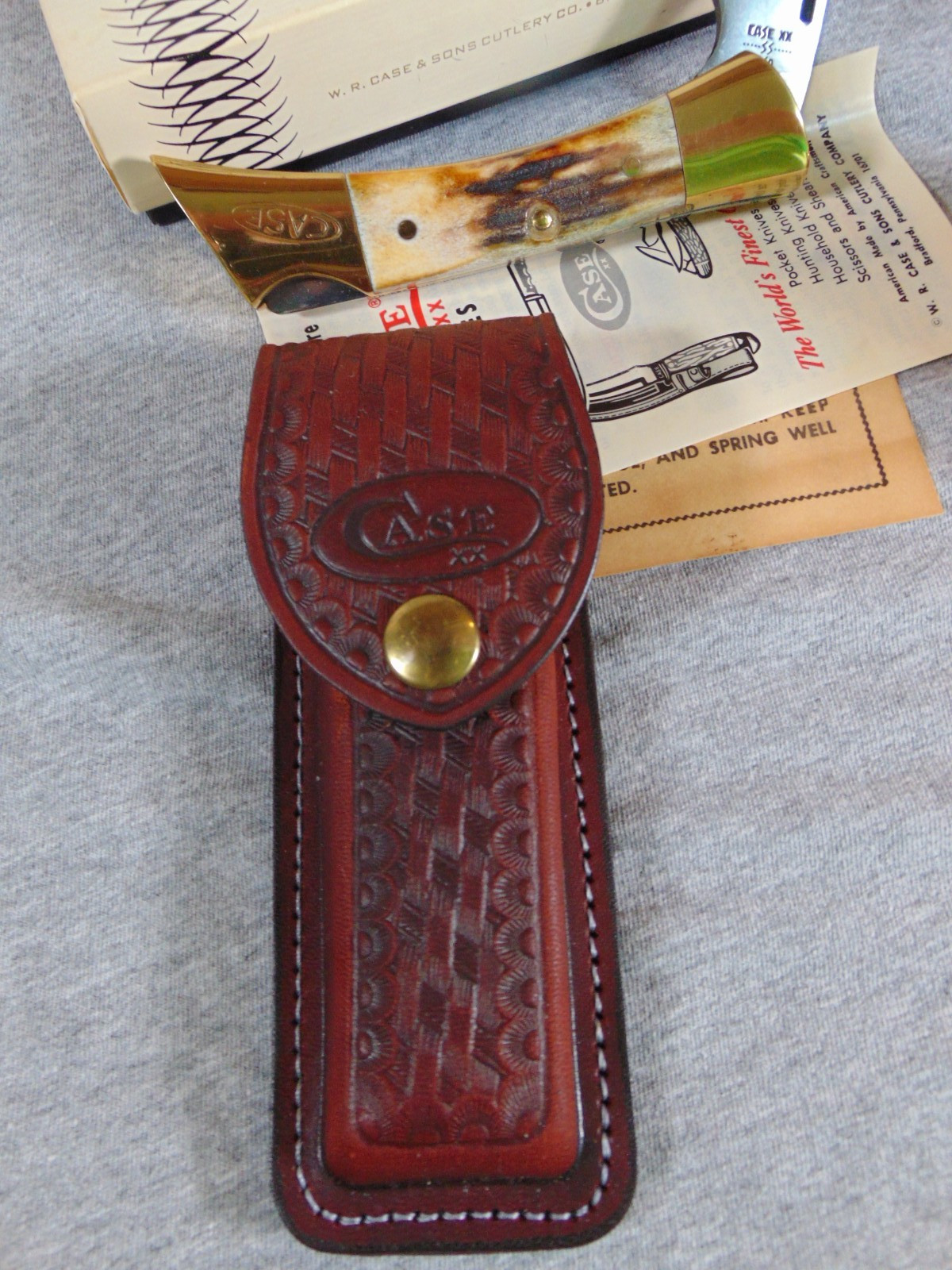 Vintage Case XX Shark Tooth P197 SSP Lock Back Knife Box & Sheath 1980 new
