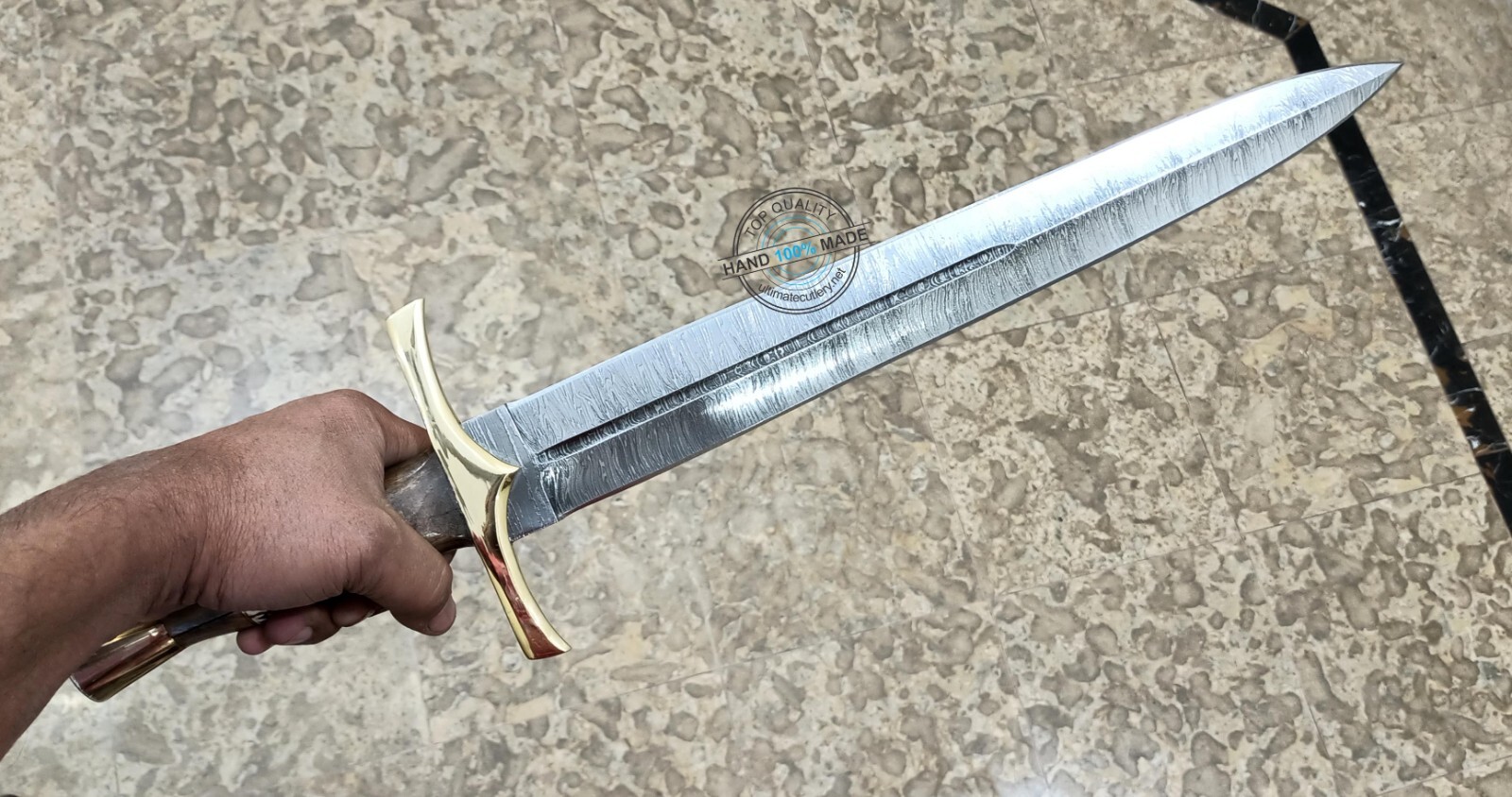 21.25″ Custom Hand Made Beautiful Damascus steel double edge Sword knife (3005-3