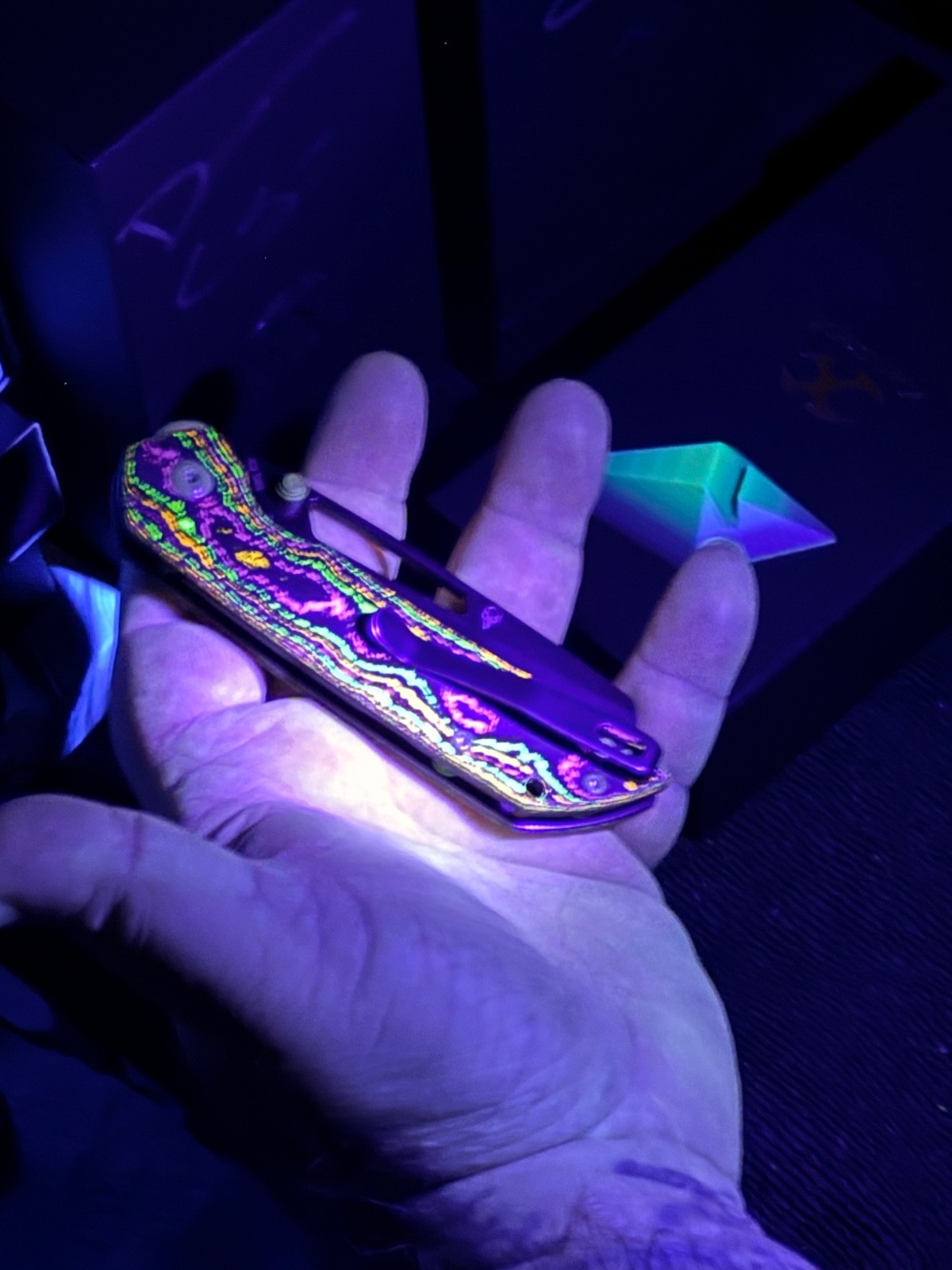 Kansept Knives Fenrir Rad Camo Carbon