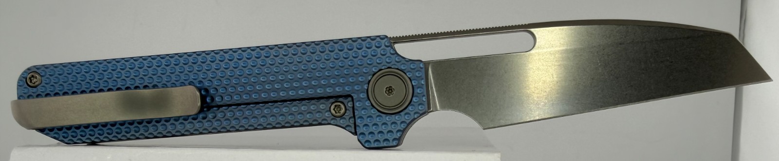 Golden DesignWorks – Sub Caliber (Batch 2) – Dimpled – Smoke