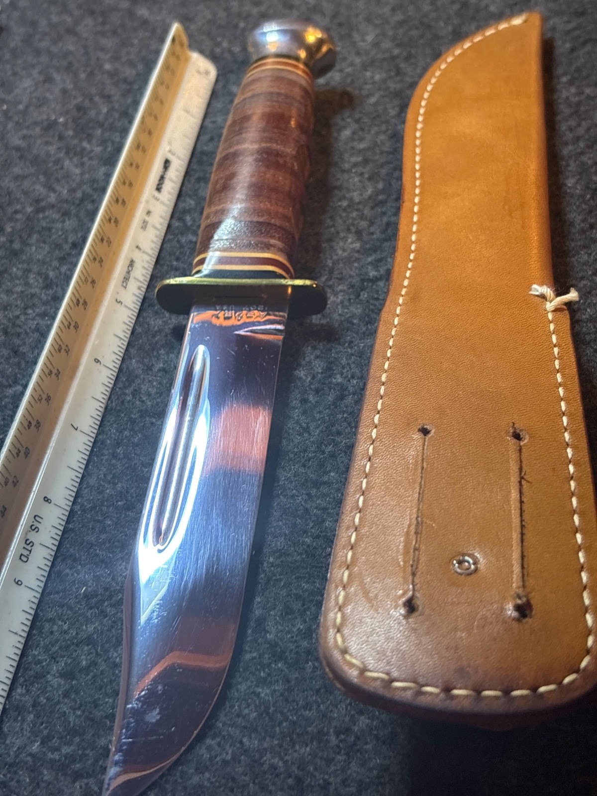Vintage KA-BAR 1207 USA 6″ Stacked Leather Hunting Knife & Original Sheath MINT