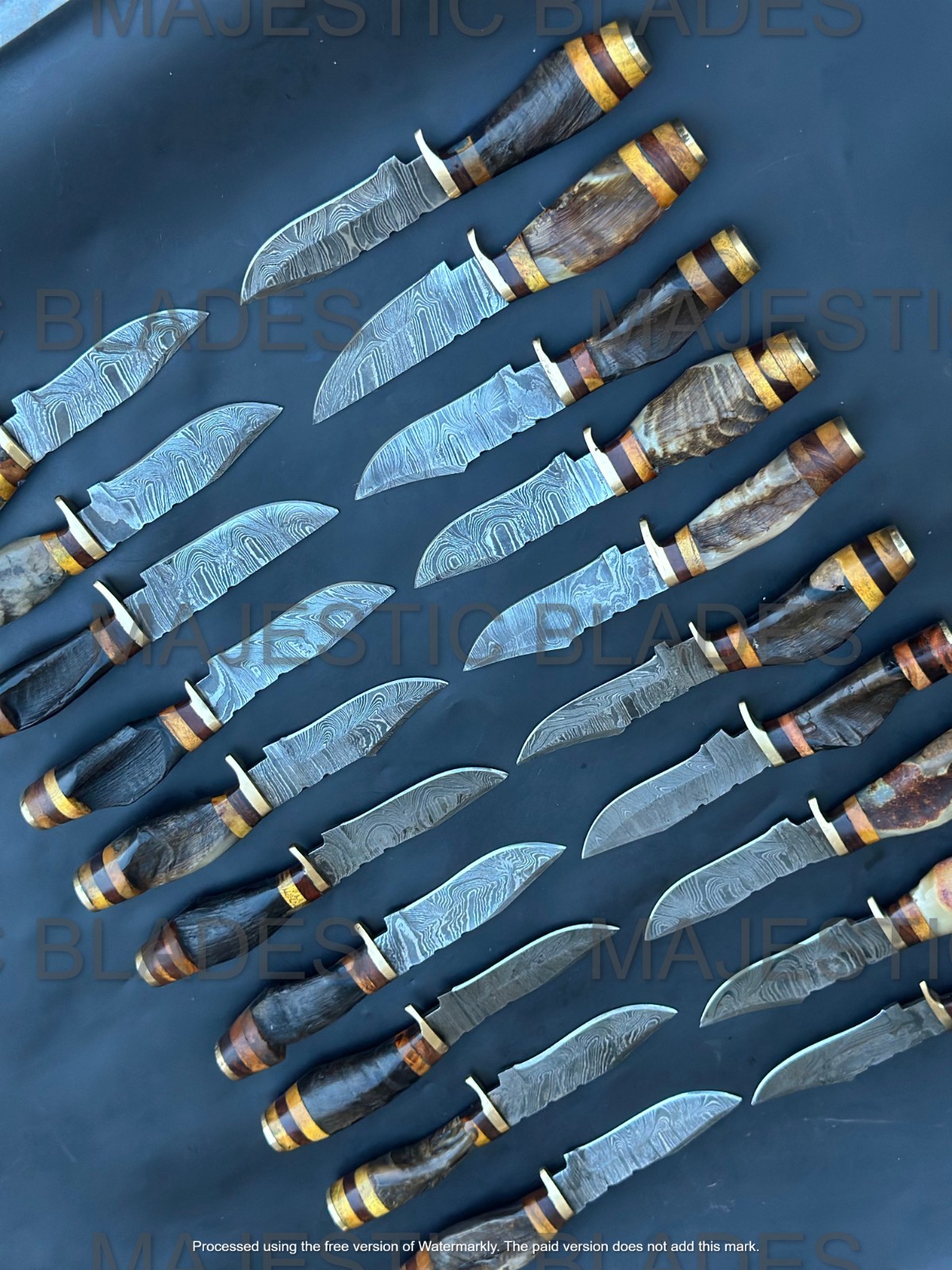Lot of 20pc 8» Damascus Steel Skinning/Hunting Knife Ram Horn Handle W Sheath.