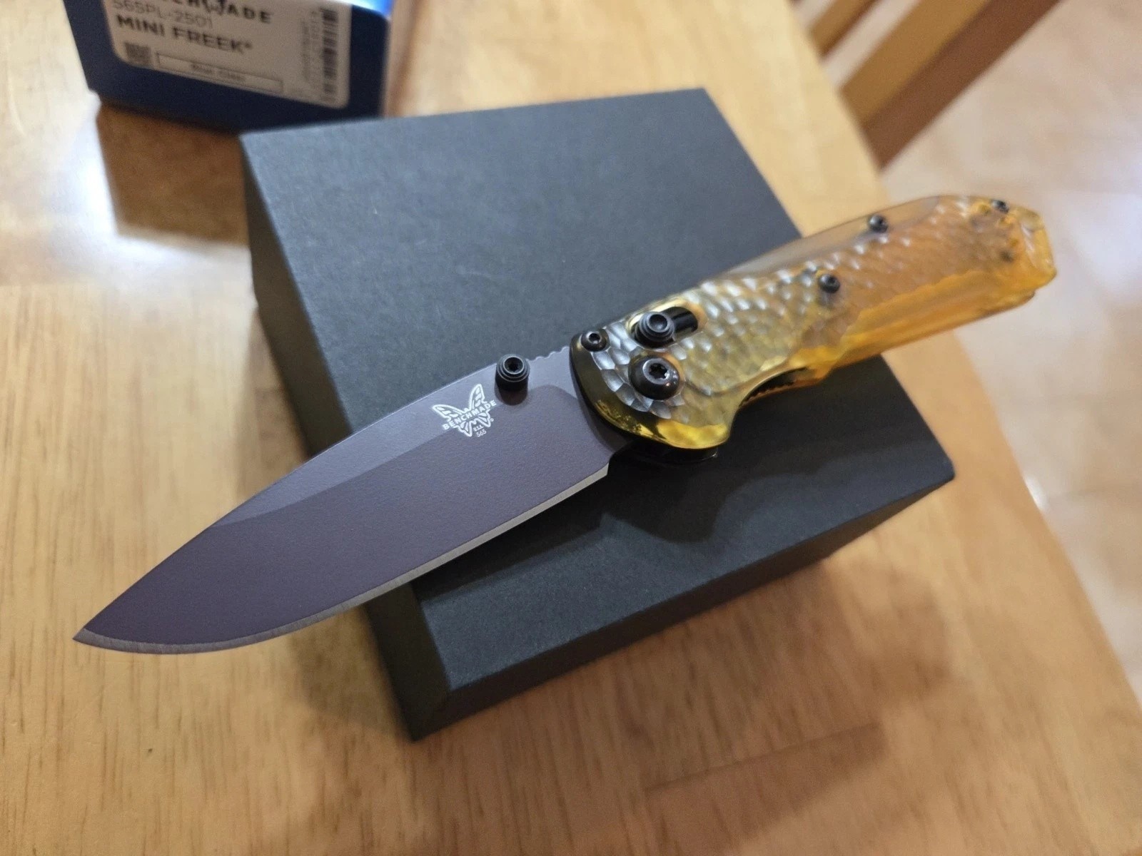 Benchmade 565PL-2501 Amber Folding Pocket Knife Manual EDC Tool