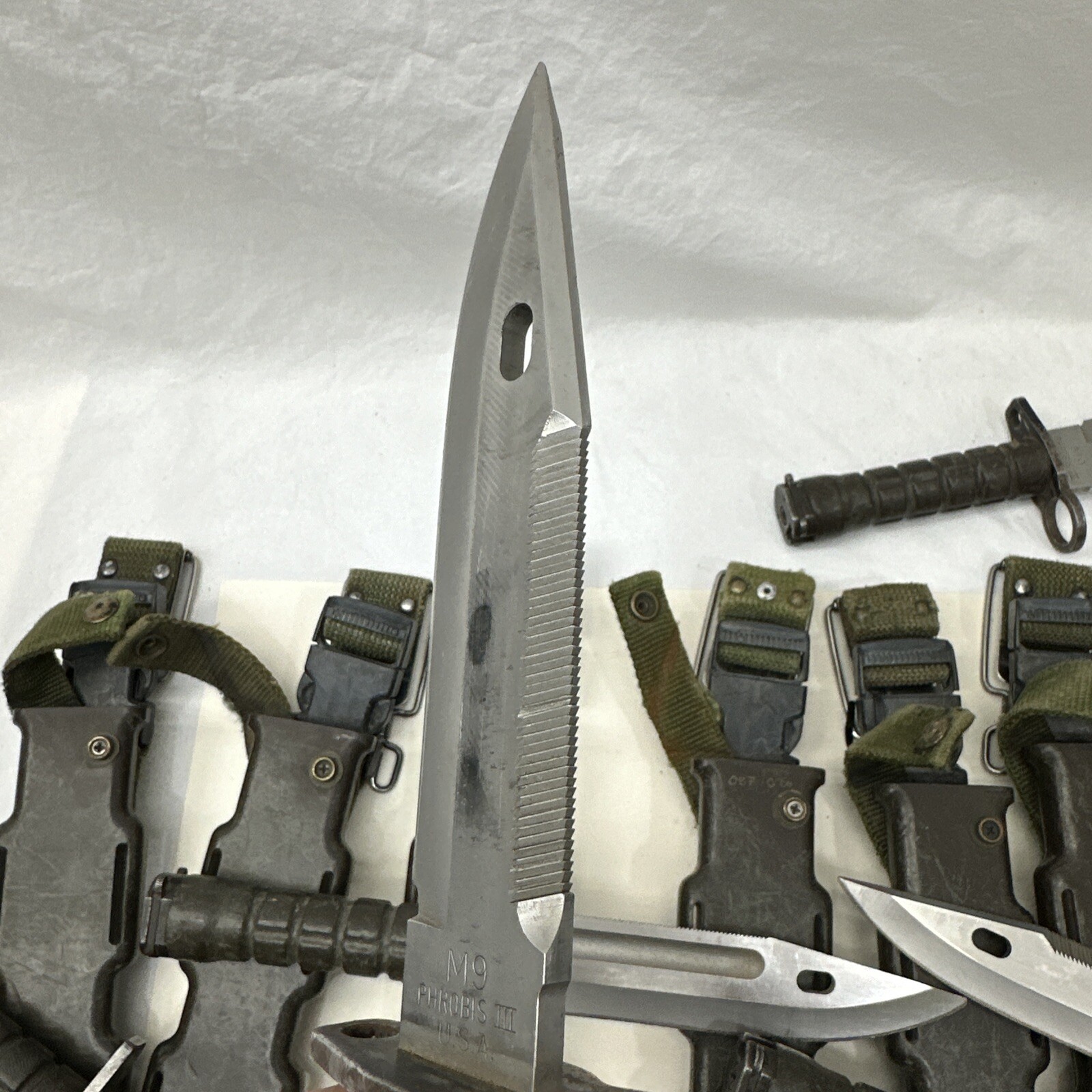 USGI Early M9 PHROBIS III Military Fixed Blade Fuller C Grade Long Strap Sheath