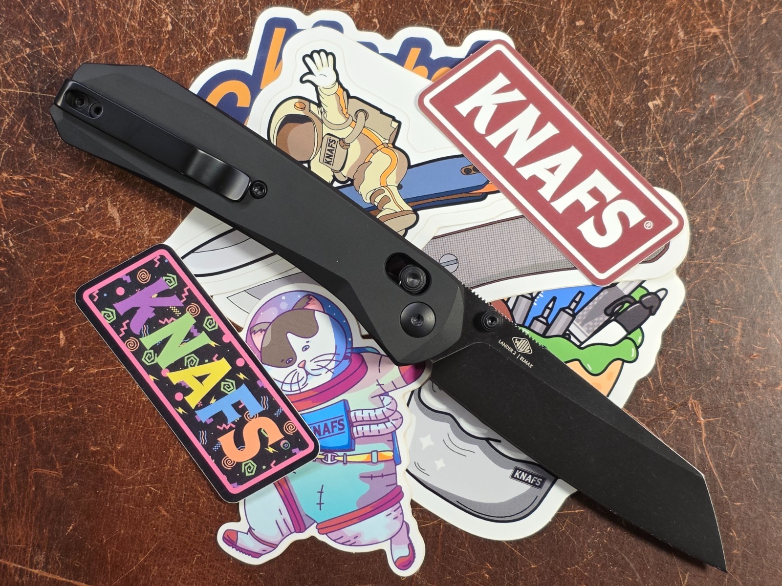 KNAFS Lander 2 – Black Aluminum Handle Axis Lock – Tanto Elmax Blade 00679