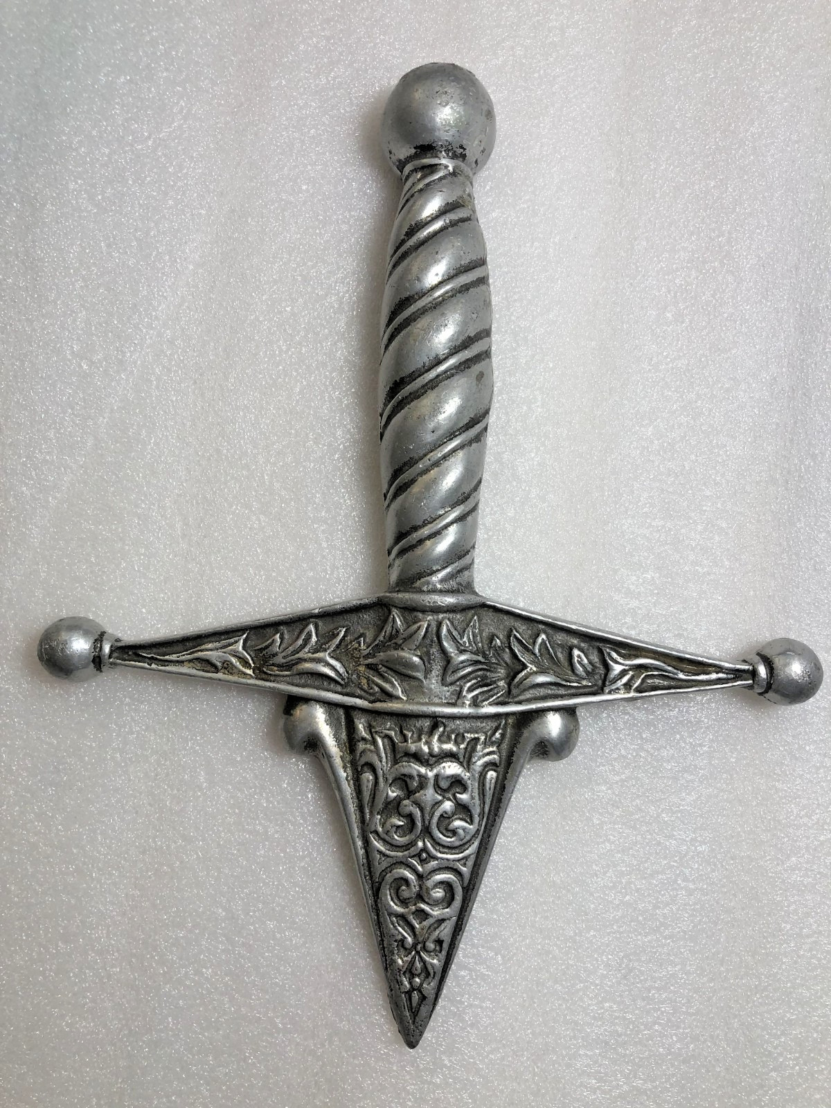VINTAGE ALUMINUM DECORATIVE DAGGER