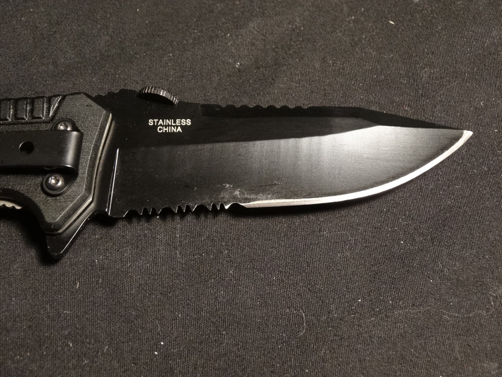 United States Marines YC-501M Tactical Folding Knife With Dog Tag